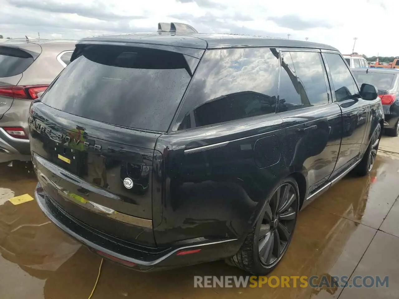 3 fotografías del automóvil dañado SALKU9E79PA036743 LAND ROVER RANGEROVER 2023