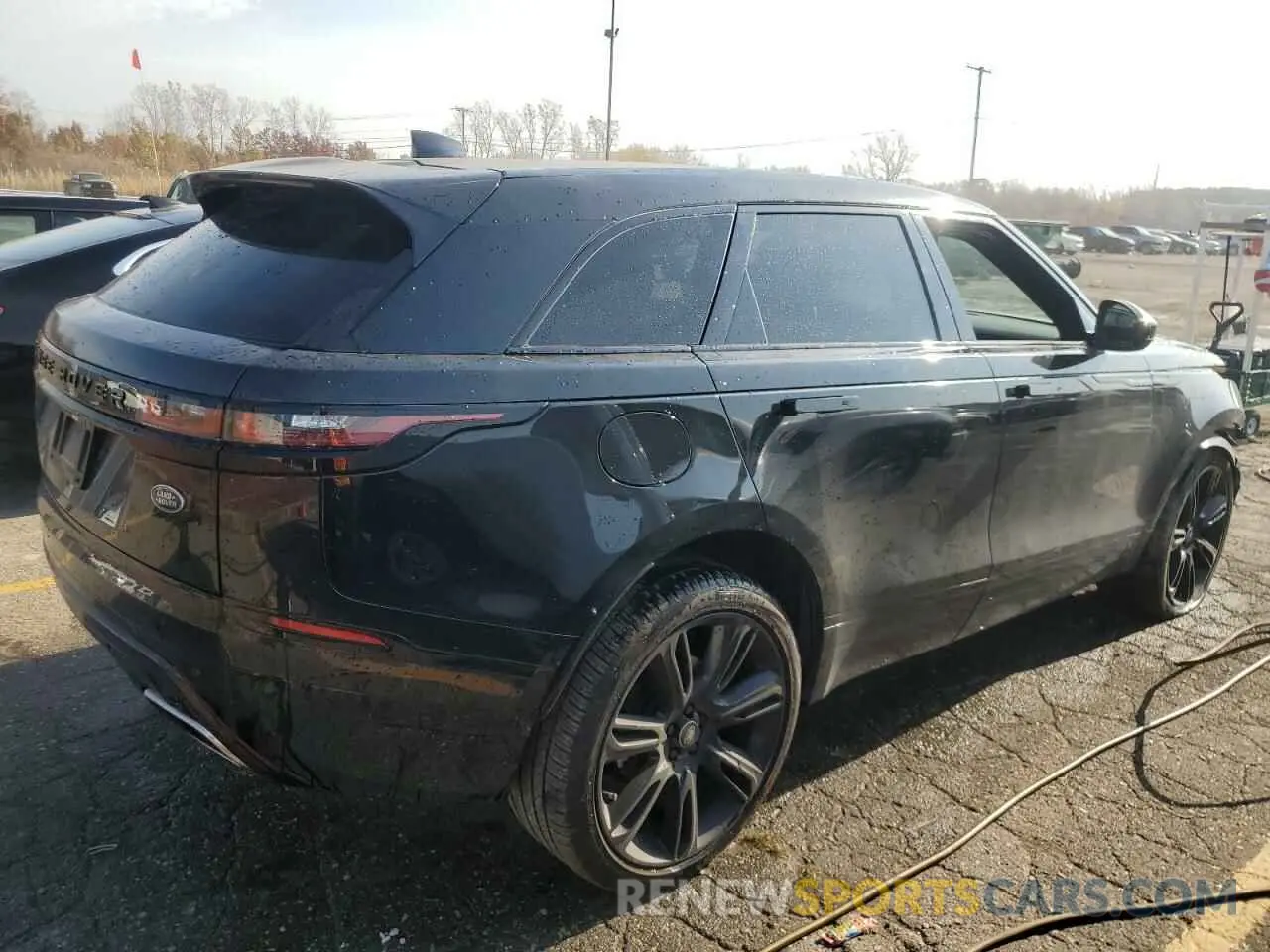 3 fotografías del automóvil dañado SALYT2EUXPA361010 LAND ROVER RANGEROVER 2023