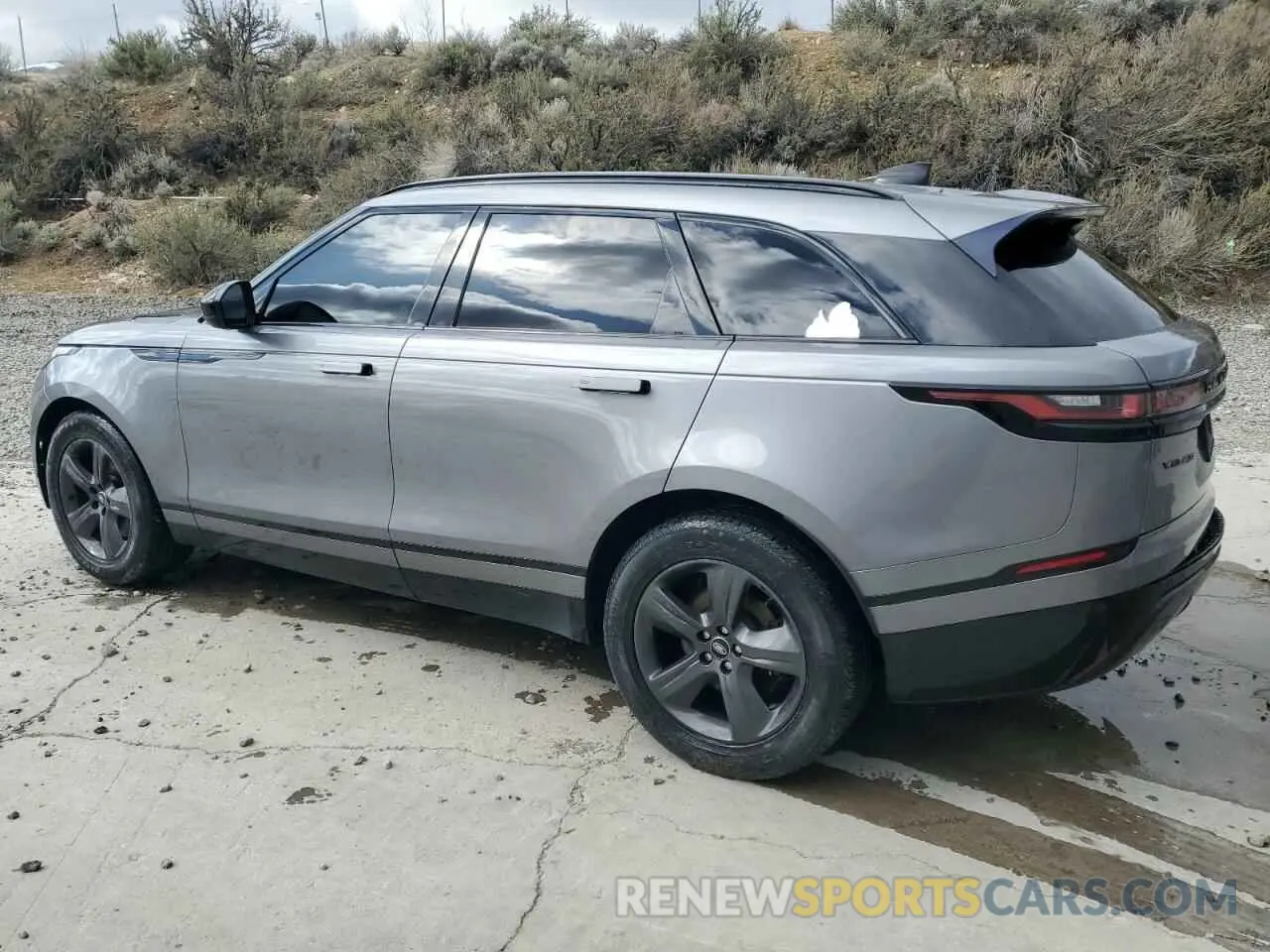 2 fotografías del automóvil dañado SALYT2EX2PA348200 LAND ROVER RANGEROVER 2023
