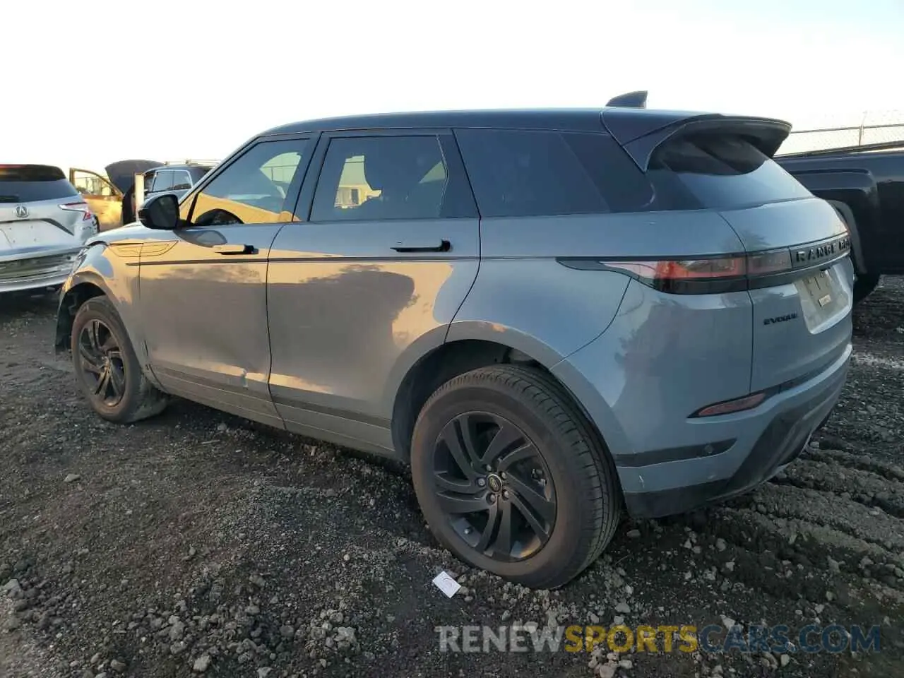 2 fotografías del automóvil dañado SALZJ2FX4PH177837 LAND ROVER RANGEROVER 2023