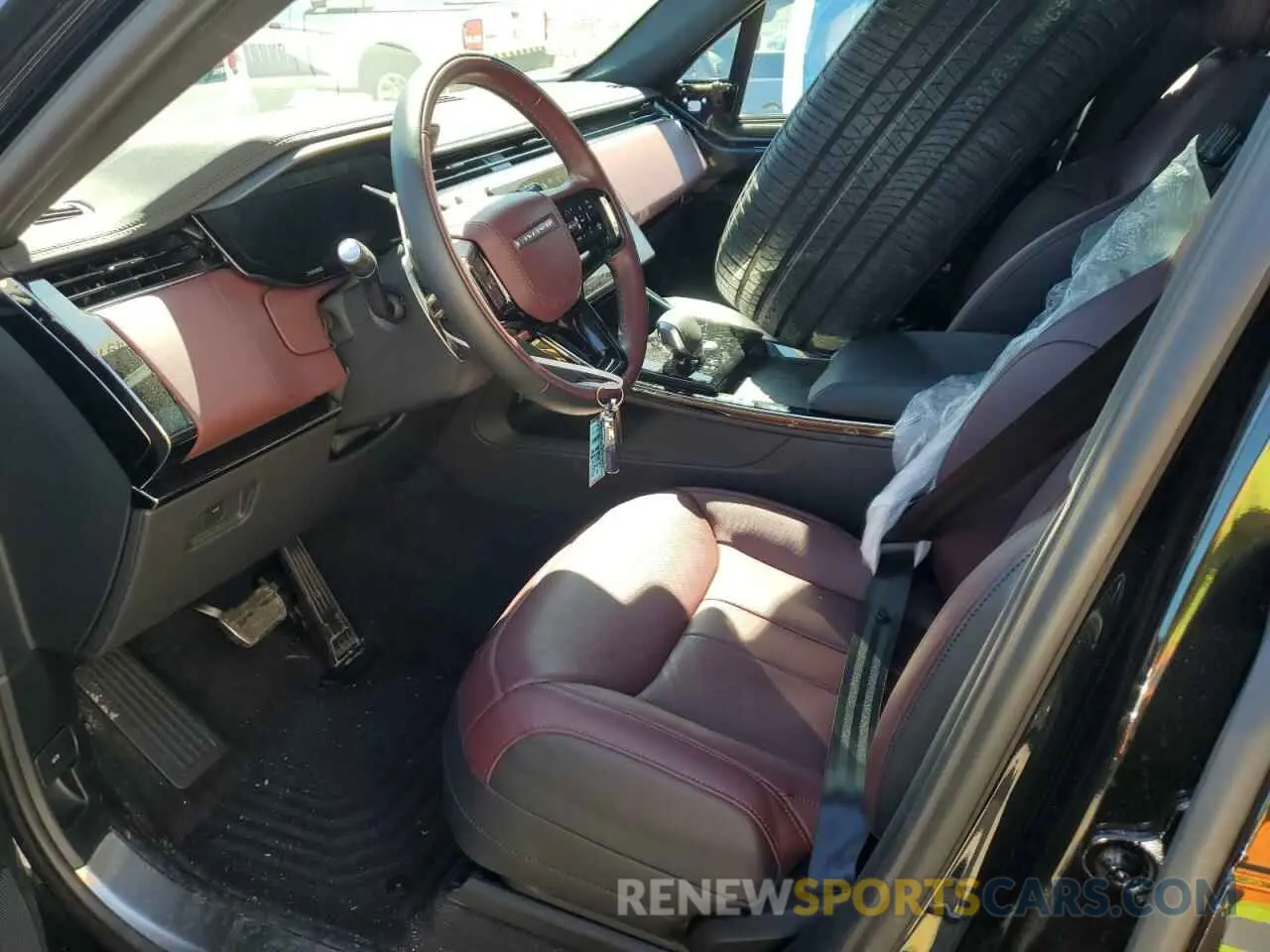 7 fotografías del automóvil dañado SAL1L9FU0RA410534 LAND ROVER RANGEROVER 2024