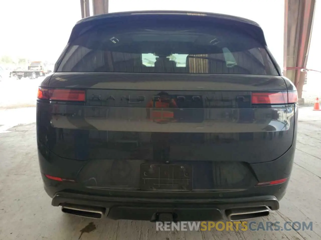 6 fotografías del automóvil dañado SAL1L9FU4RA188628 LAND ROVER RANGEROVER 2024