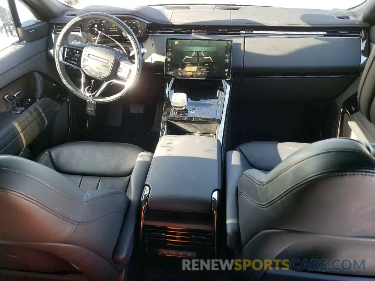 8 fotografías del automóvil dañado SAL1P9EU2RA407432 LAND ROVER RANGEROVER 2024