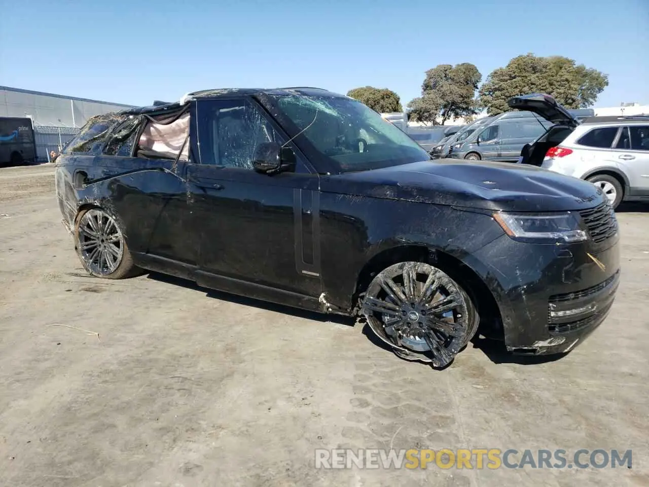 4 fotografías del automóvil dañado SALK1BE97RA210345 LAND ROVER RANGEROVER 2024