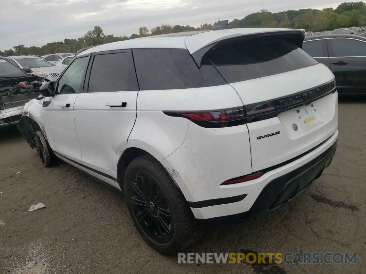 2 fotografías del automóvil dañado SALZJ2FX4RH233648 LAND ROVER RANGEROVER 2024
