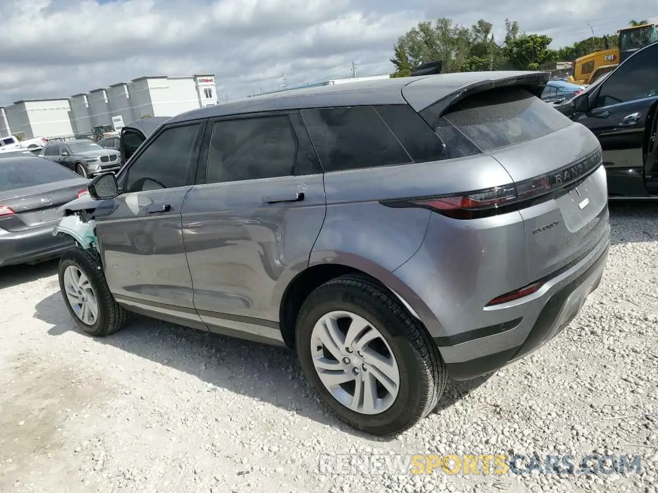 2 fotografías del automóvil dañado SALZJ2FX8RH232809 LAND ROVER RANGEROVER 2024