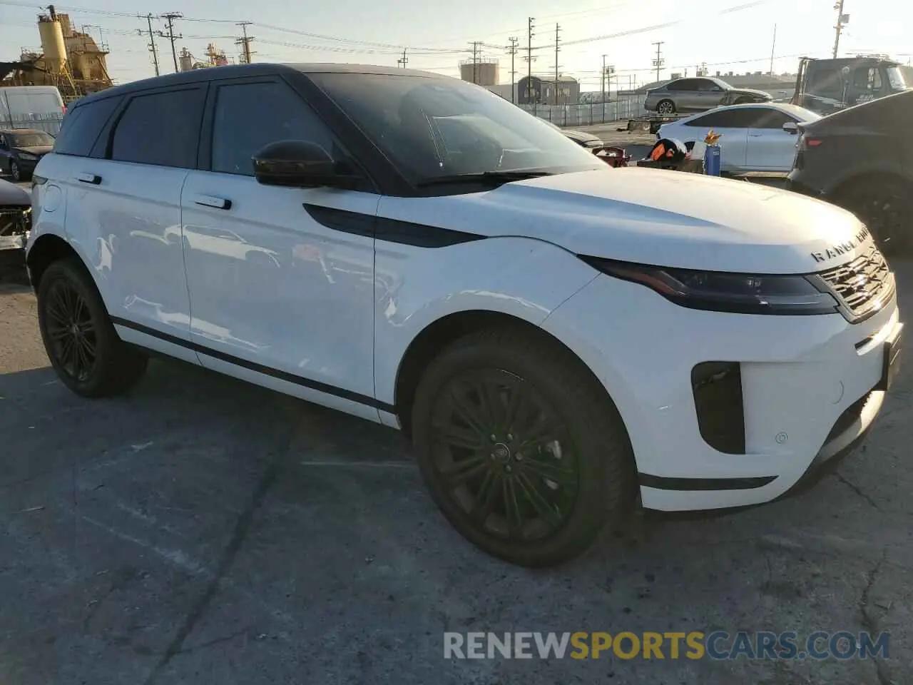 4 fotografías del automóvil dañado SALZJ2FXXRH243973 LAND ROVER RANGEROVER 2024