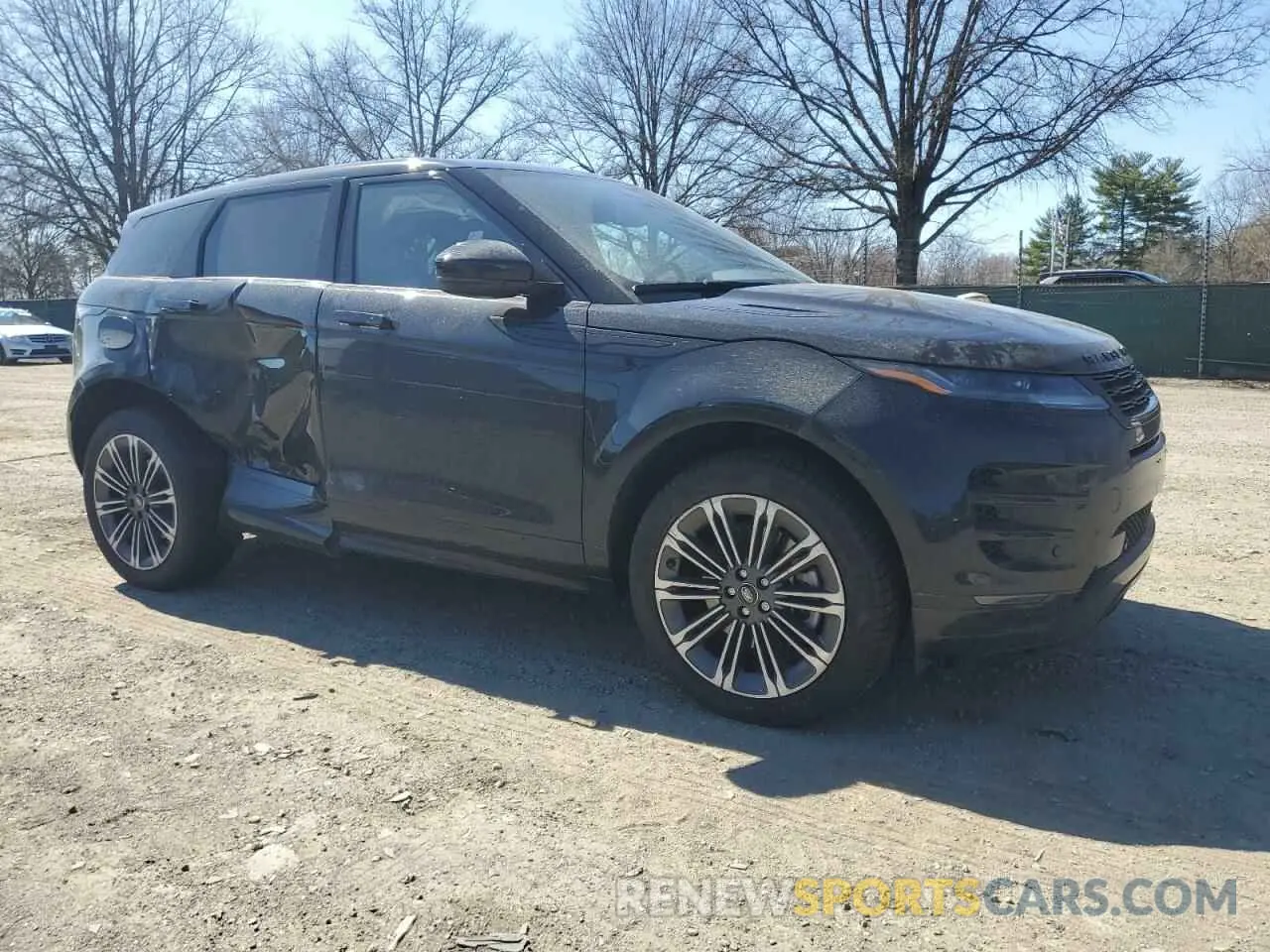 4 fotografías del automóvil dañado SALZL2FX1RH243547 LAND ROVER RANGEROVER 2024