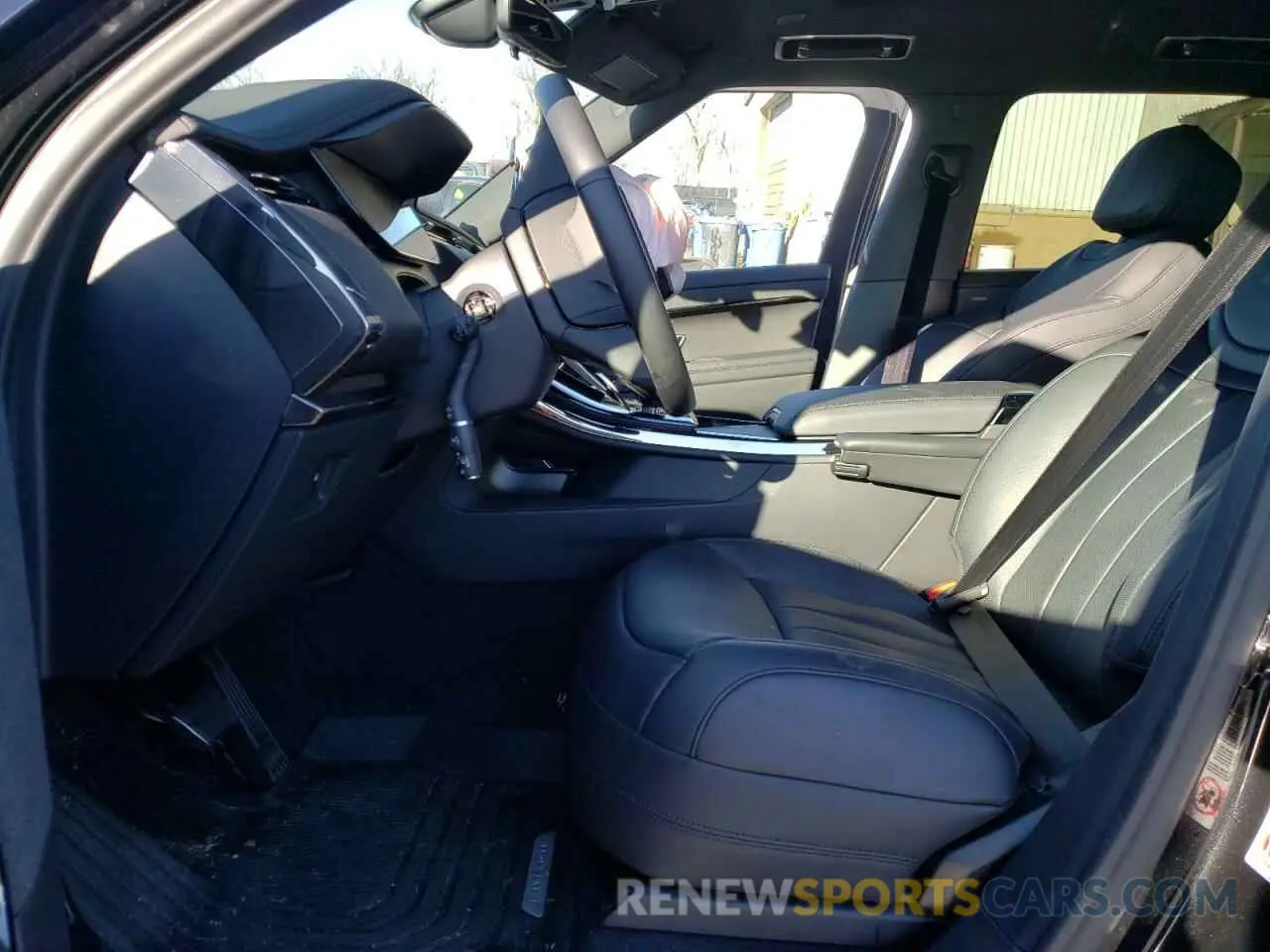 7 fotografías del automóvil dañado SAL1L9E40SA435439 LAND ROVER RANGEROVER 2025