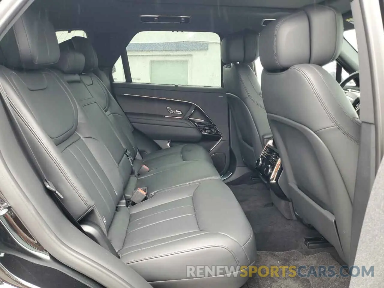 11 fotografías del automóvil dañado SAL1L9E93SA424804 LAND ROVER RANGEROVER 2025