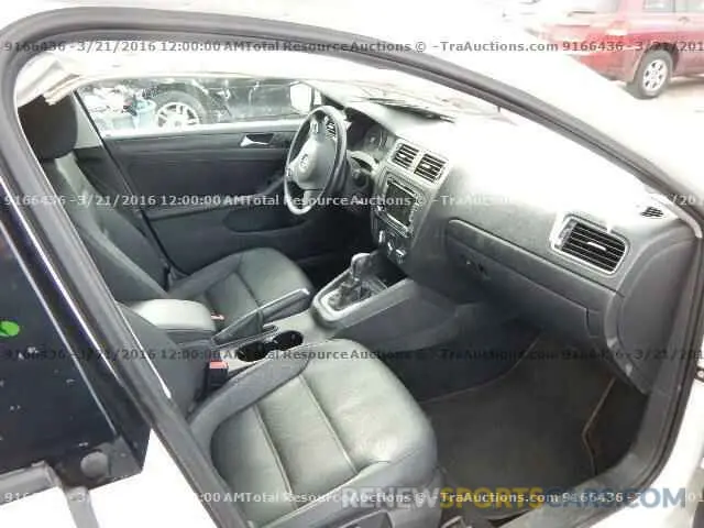 5 fotografías del automóvil dañado SAL1L9FU9SA440511 LAND ROVER RANGEROVER 2025