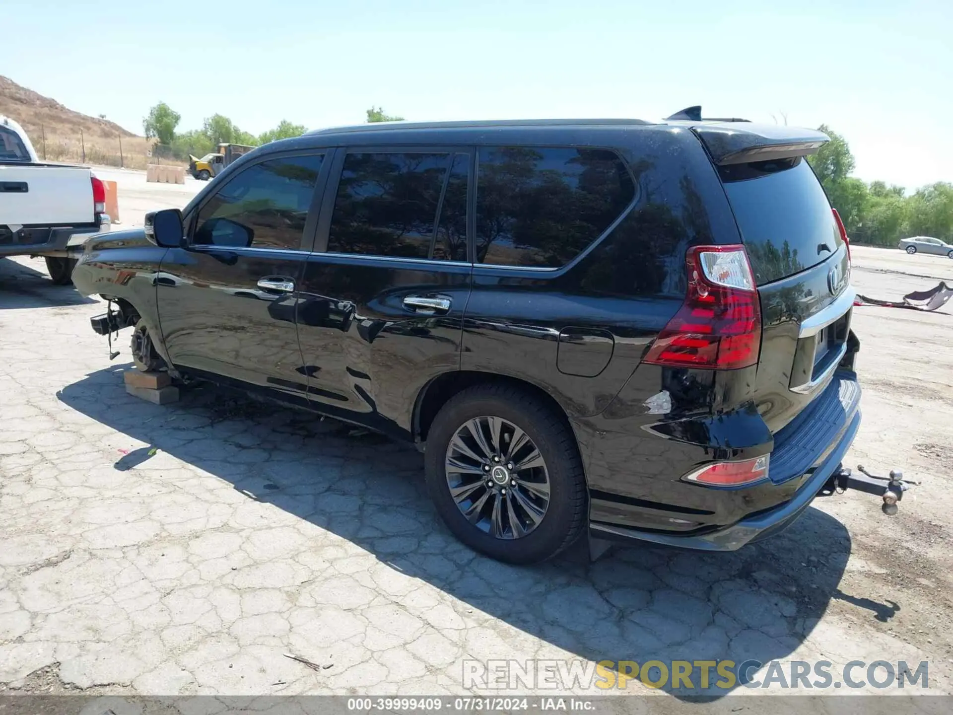 3 fotografías del automóvil dañado JTJAM7BX7L5254028 LEXUS 460 2020