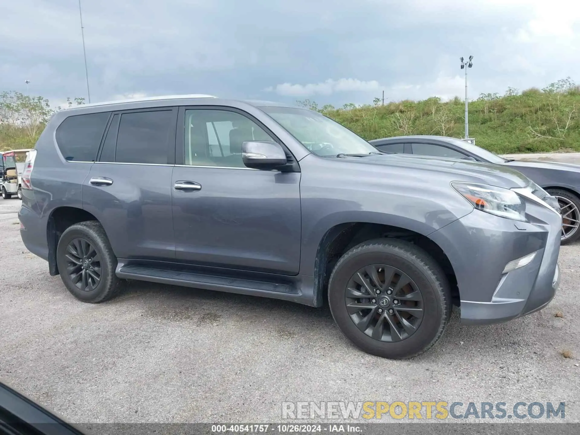 13 fotografías del automóvil dañado JTJAM7BX8L5243040 LEXUS 460 2020