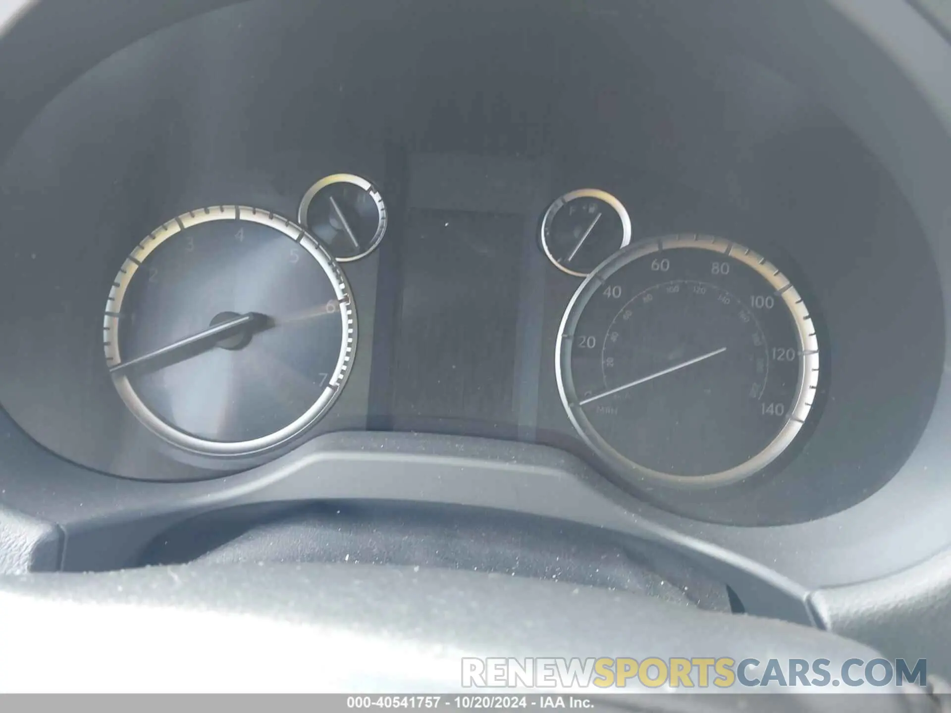 15 fotografías del automóvil dañado JTJAM7BX8L5243040 LEXUS 460 2020