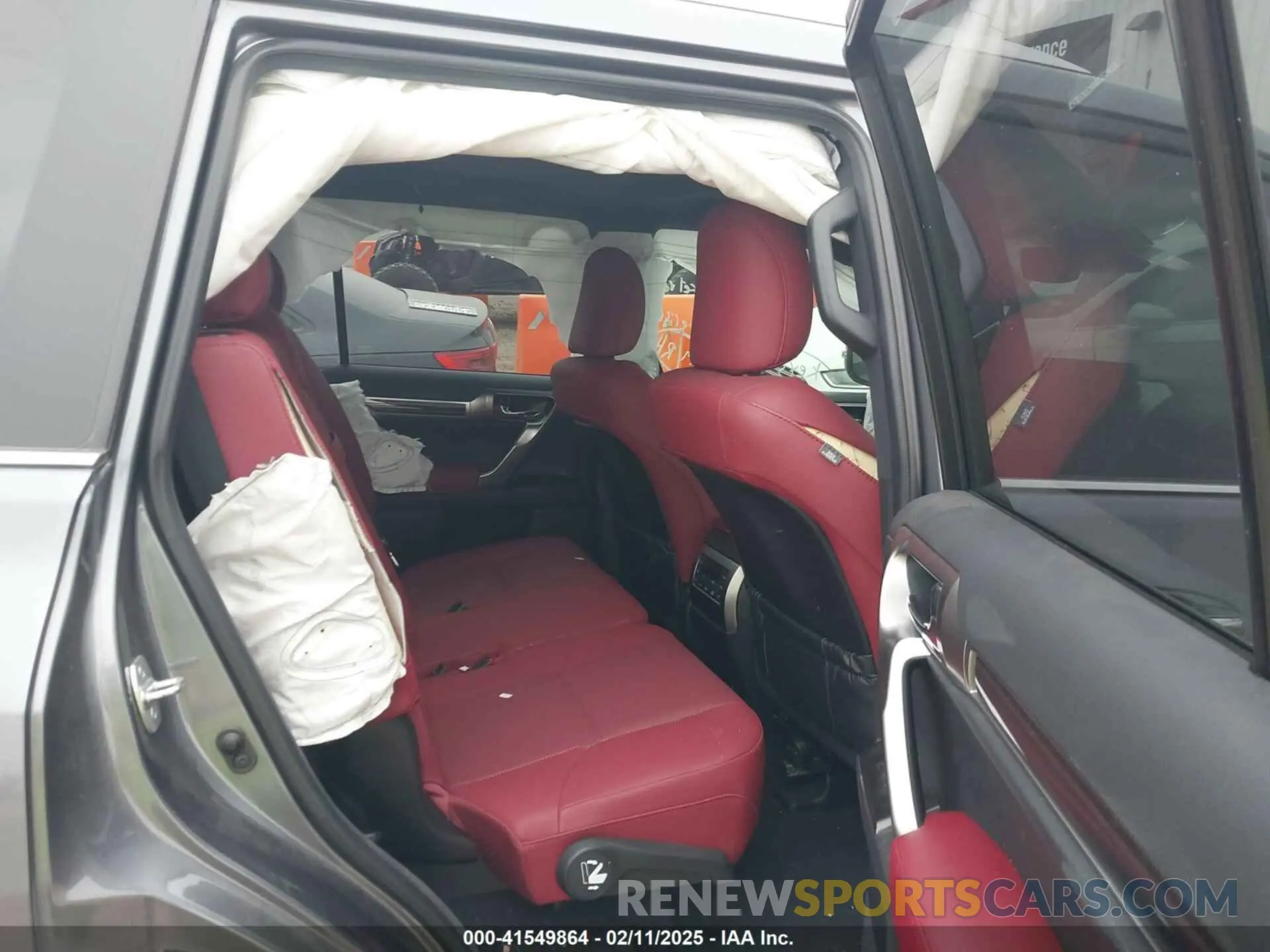 8 fotografías del automóvil dañado JTJAM7BX3P5349949 LEXUS 460 2023