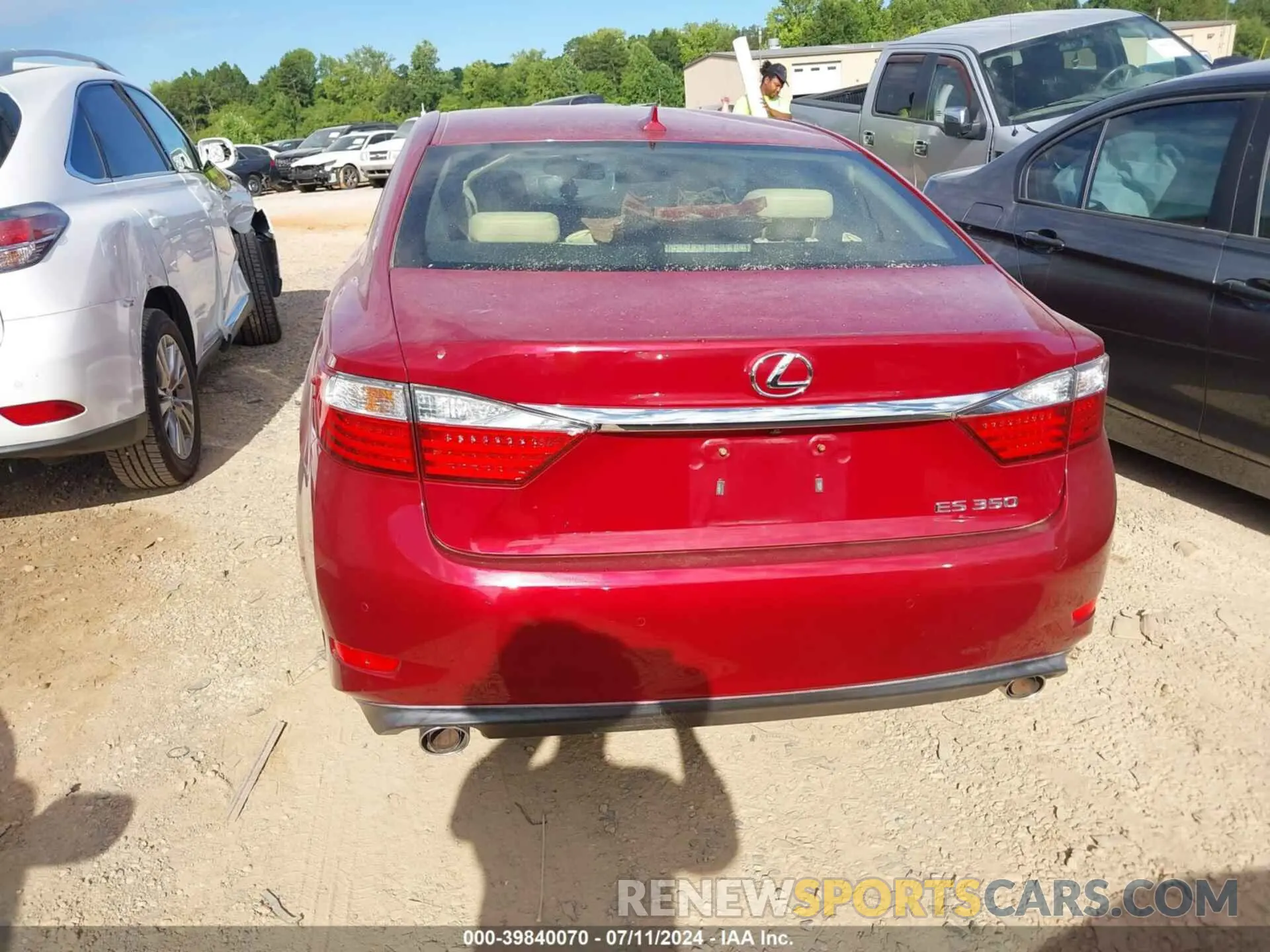 16 fotografías del automóvil dañado JTHBK1GG0E2146162 LEXUS ES 2014