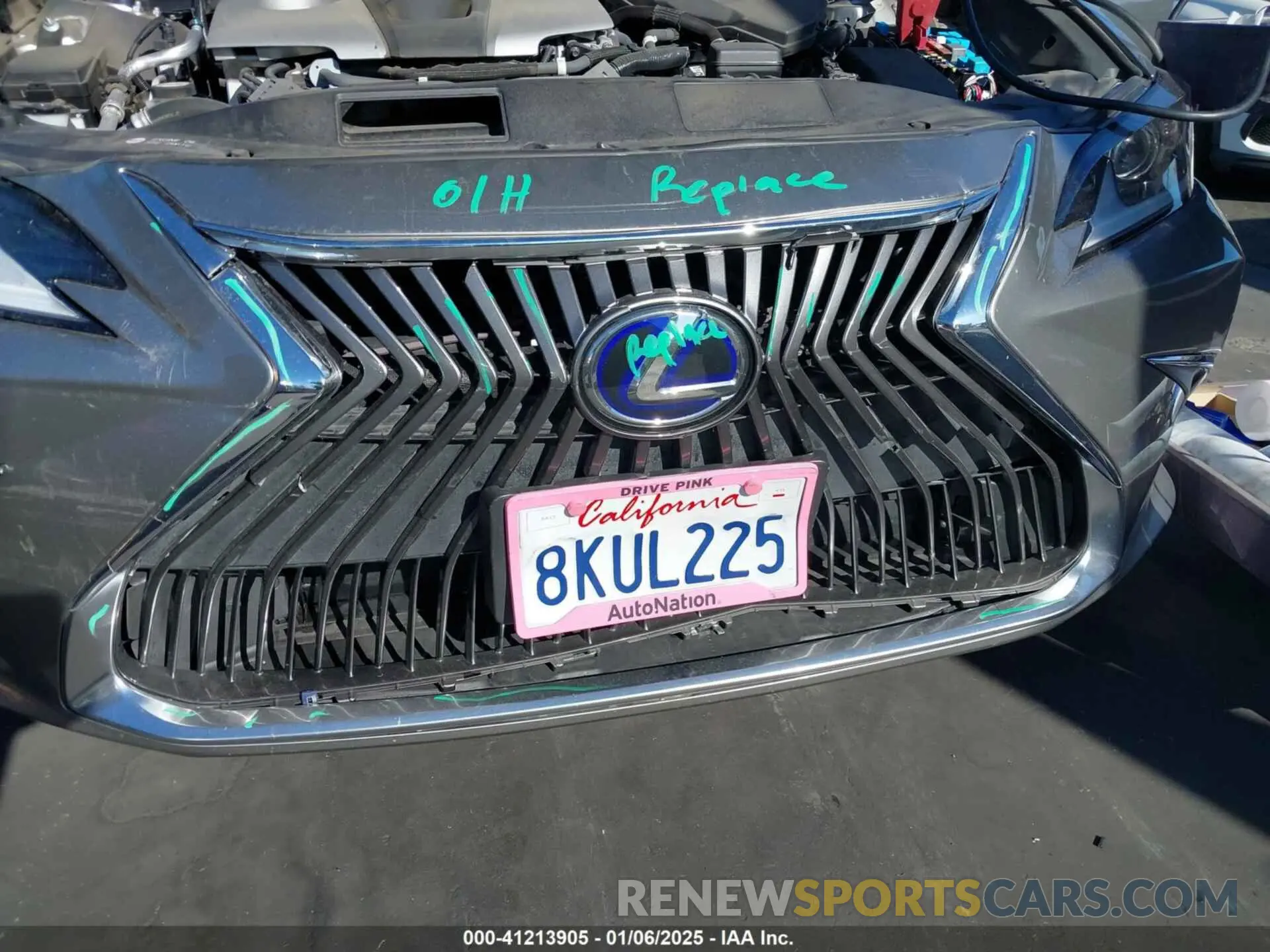 17 fotografías del automóvil dañado 58AB21B13KU001514 LEXUS ES 2019