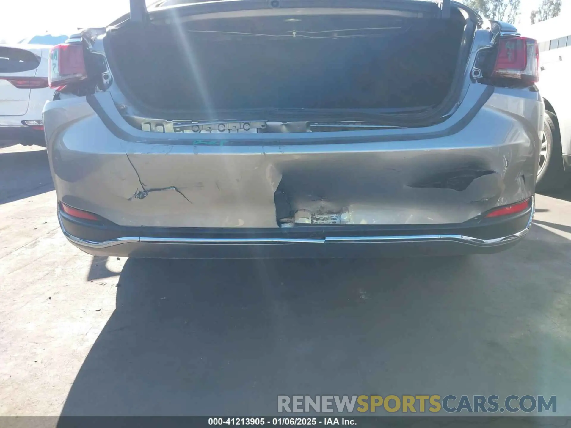 21 fotografías del automóvil dañado 58AB21B13KU001514 LEXUS ES 2019