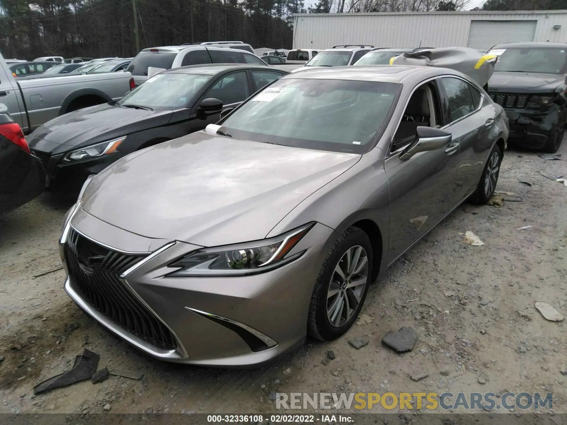 2 fotografías del automóvil dañado 58ABZ1B10KU021375 LEXUS ES 2019