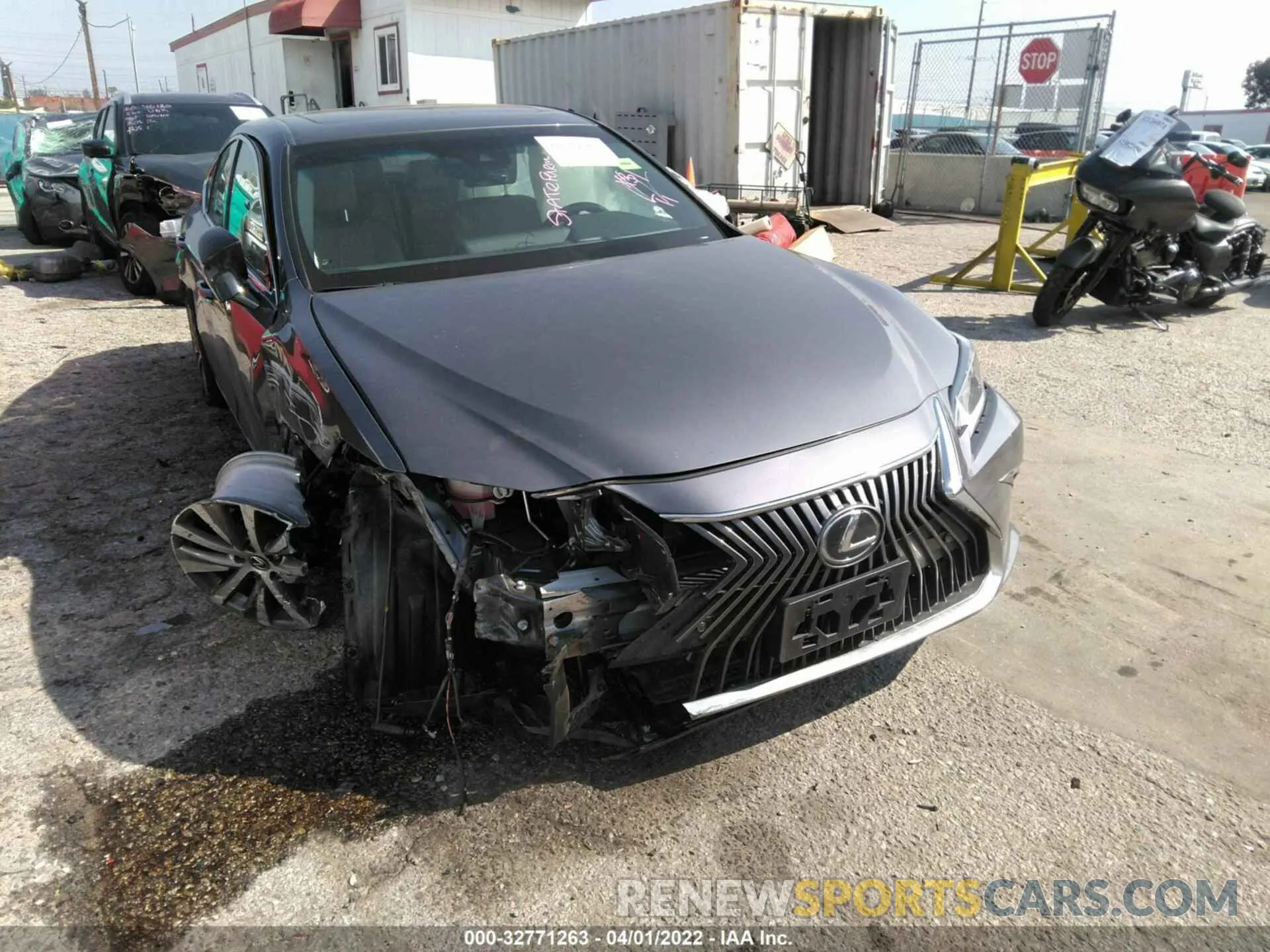 1 fotografías del automóvil dañado 58ABZ1B10KU048043 LEXUS ES 2019