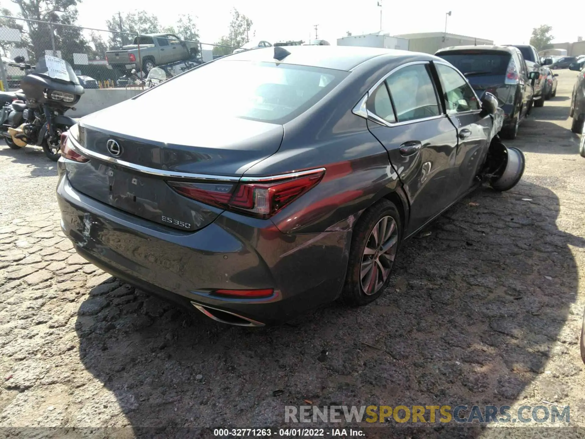 4 fotografías del automóvil dañado 58ABZ1B10KU048043 LEXUS ES 2019