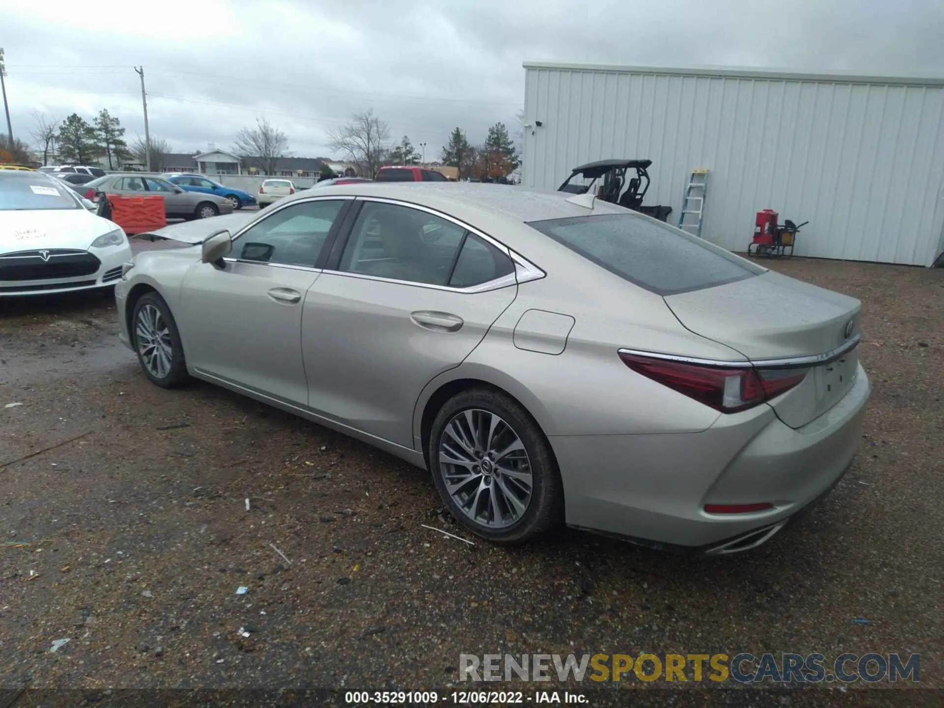 3 fotografías del automóvil dañado 58ABZ1B14KU026143 LEXUS ES 2019