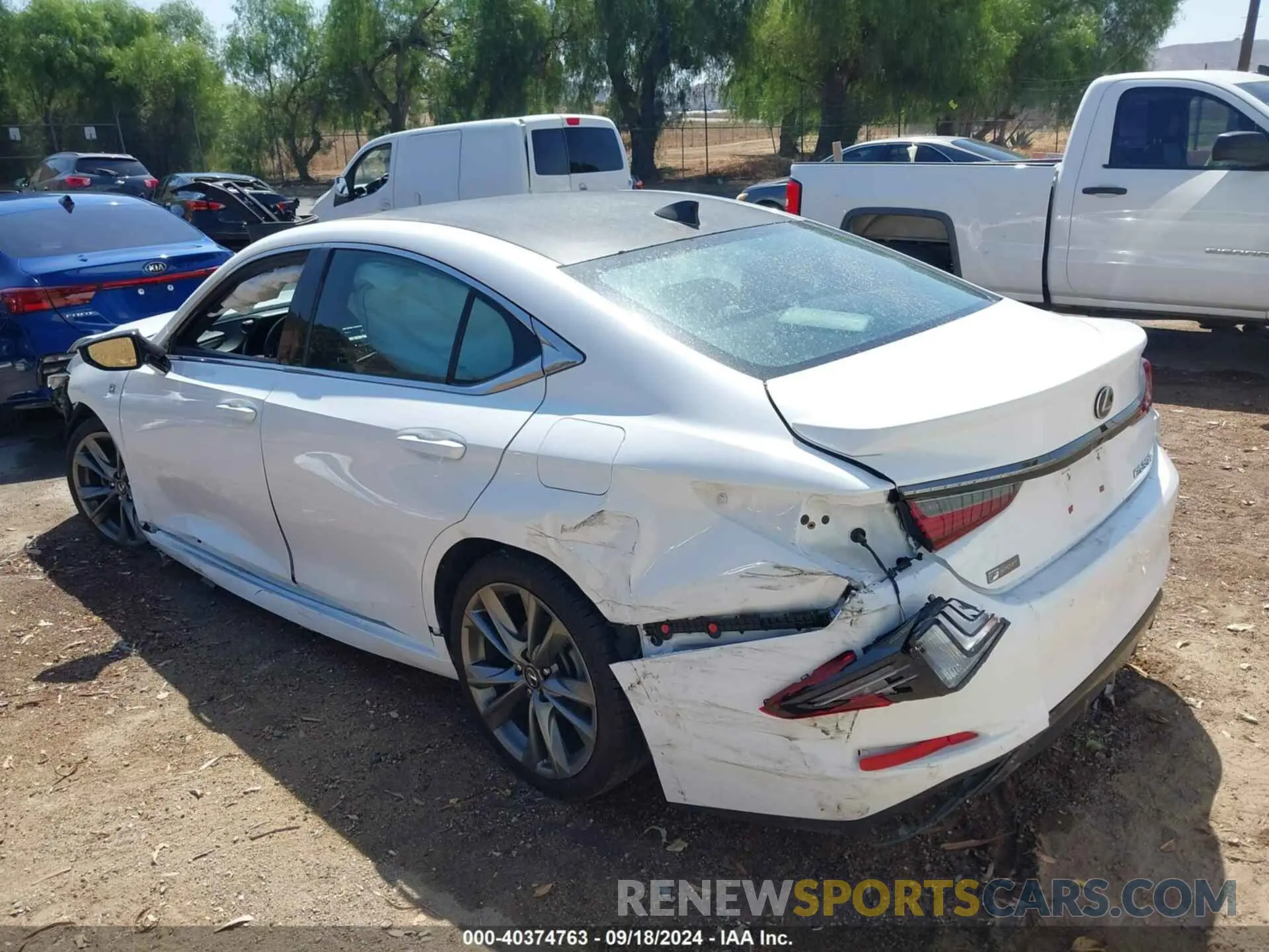 3 fotografías del automóvil dañado 58ABZ1B15KU005821 LEXUS ES 2019