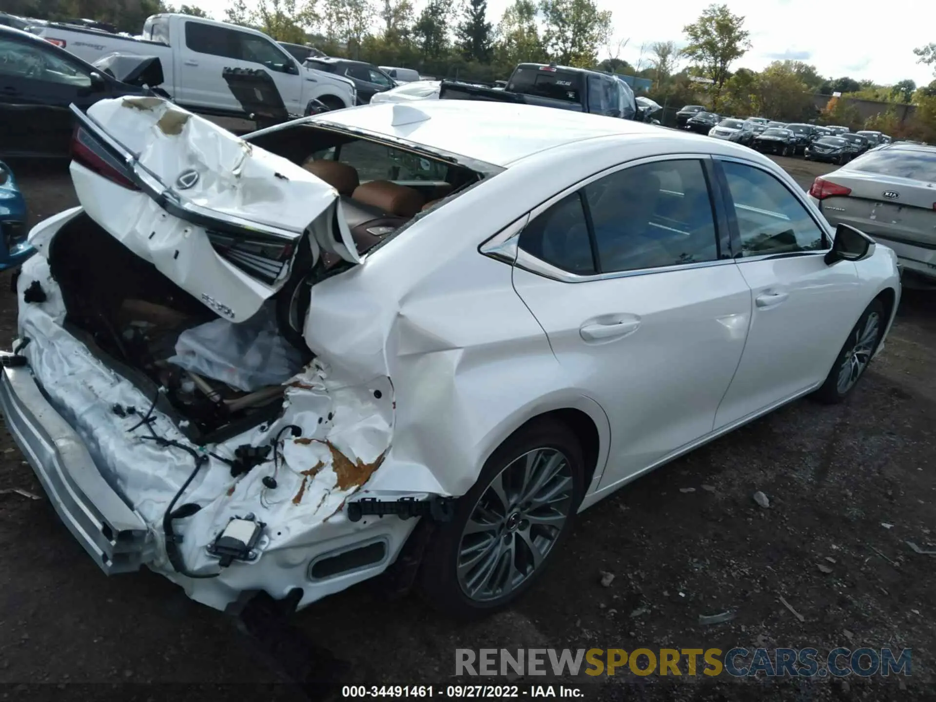 4 fotografías del automóvil dañado 58ABZ1B15KU046336 LEXUS ES 2019