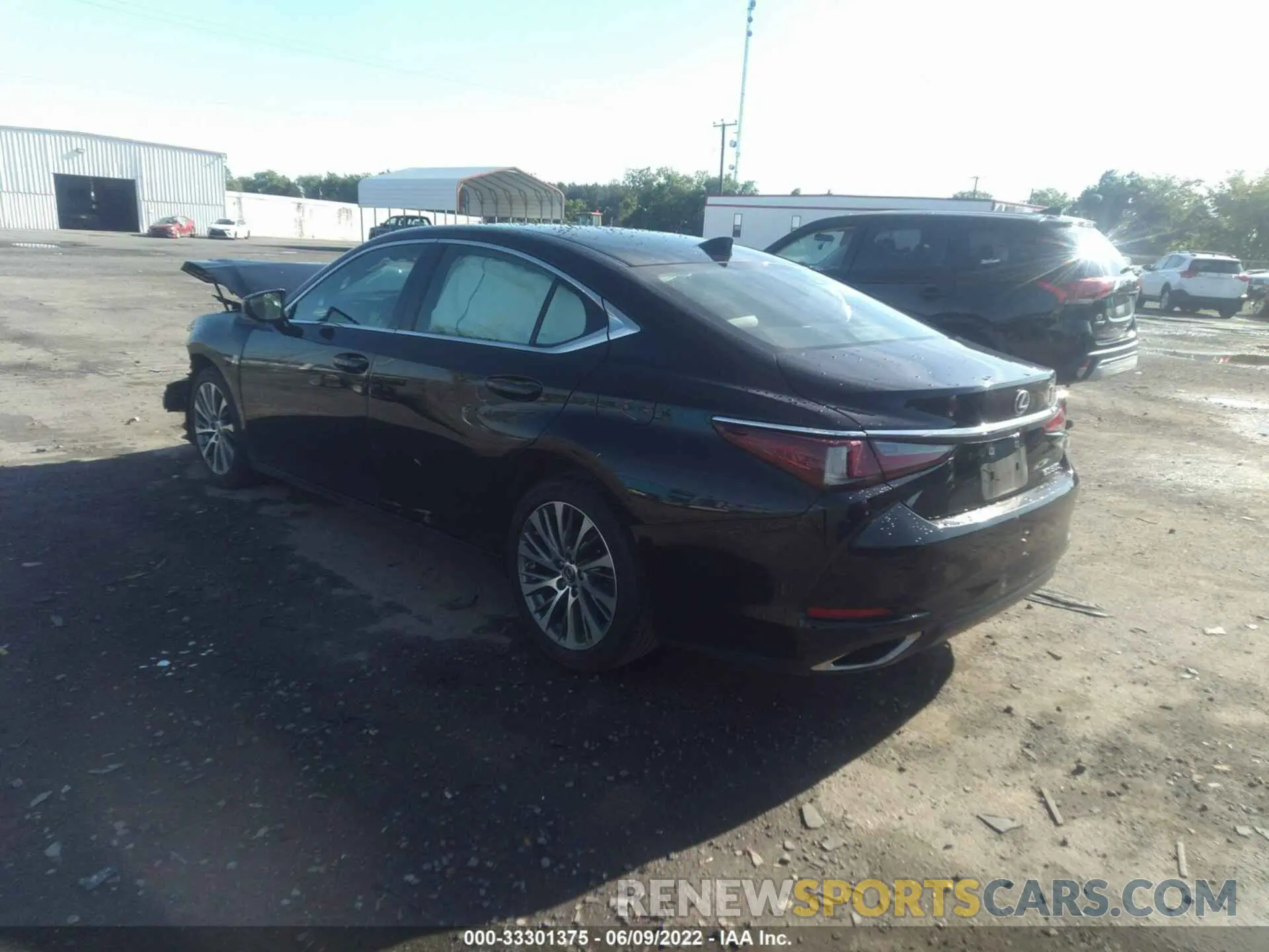 3 fotografías del automóvil dañado 58ABZ1B16KU013281 LEXUS ES 2019