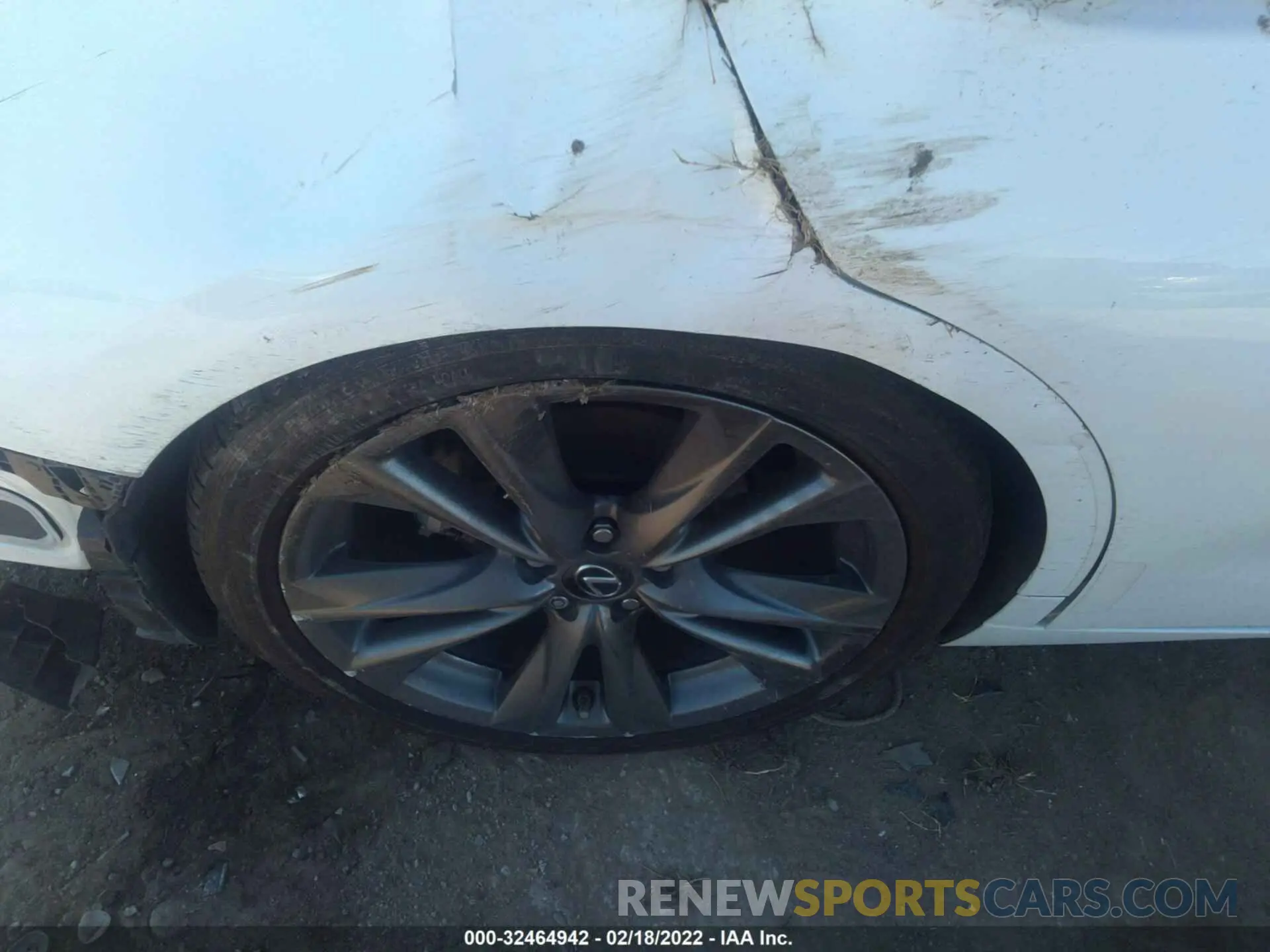 14 fotografías del automóvil dañado 58ABZ1B16KU025169 LEXUS ES 2019