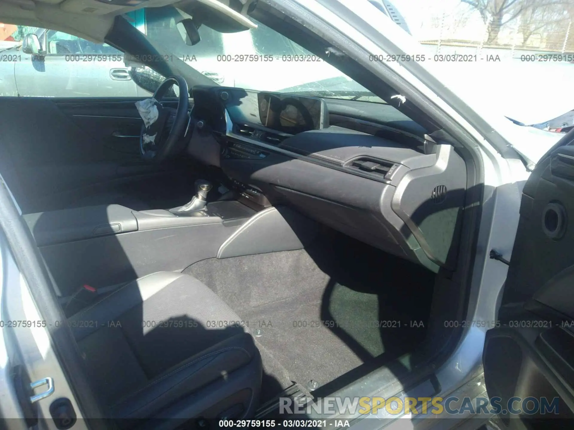 5 fotografías del automóvil dañado 58ABZ1B19KU020452 LEXUS ES 2019
