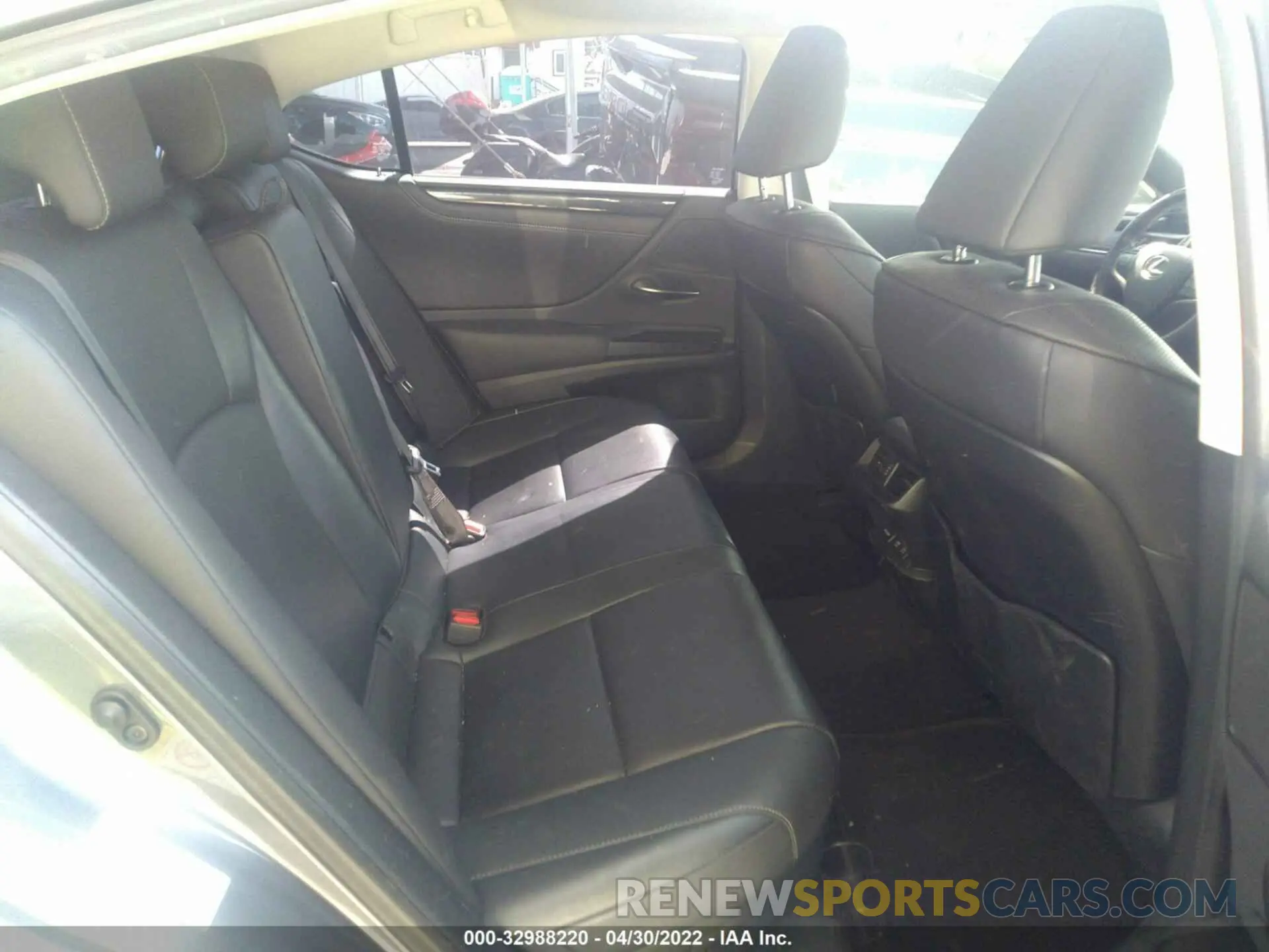 8 fotografías del automóvil dañado JTHB21B14K2035645 LEXUS ES 2019