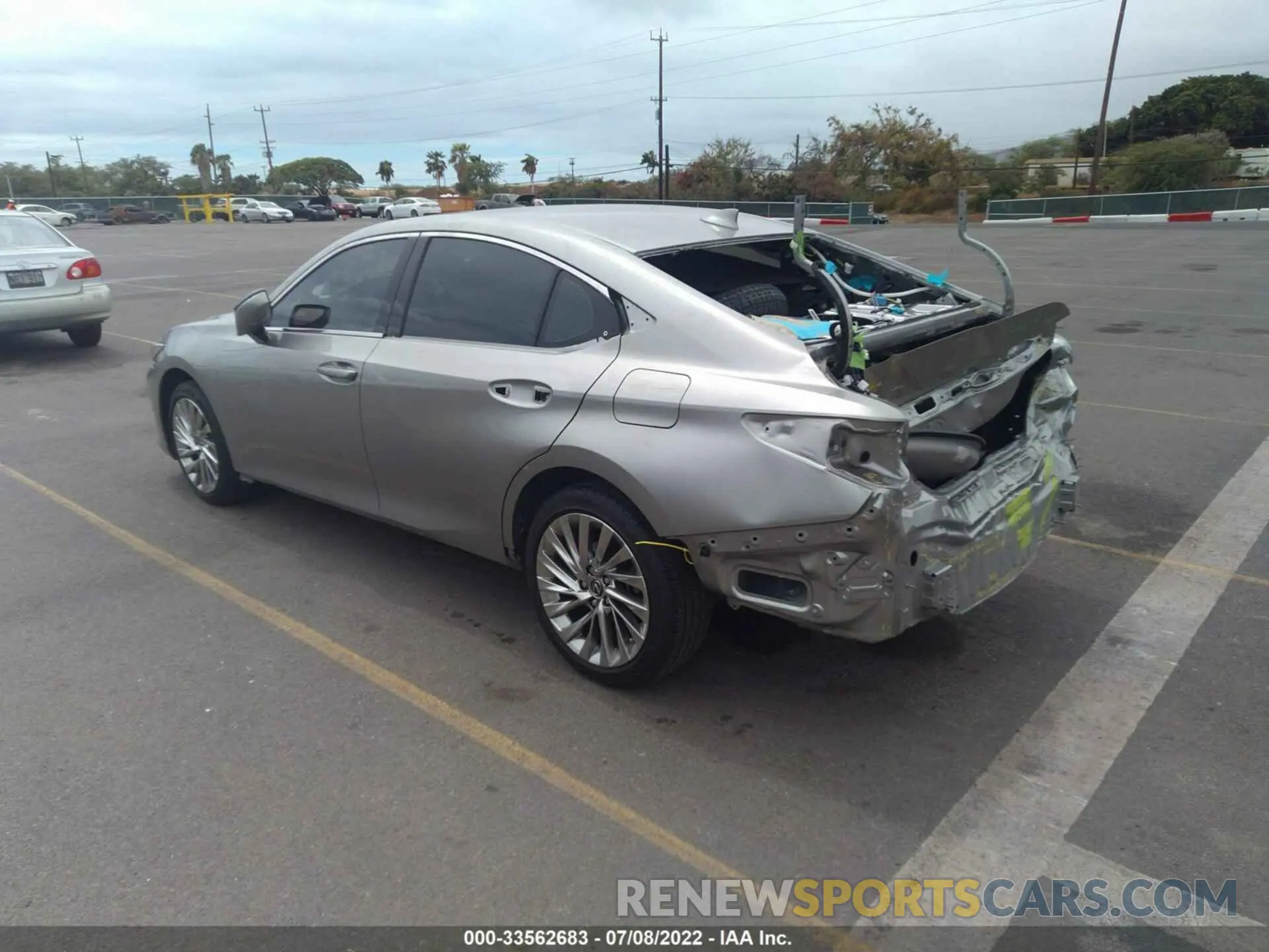 3 fotografías del automóvil dañado JTHB21B16K2022914 LEXUS ES 2019
