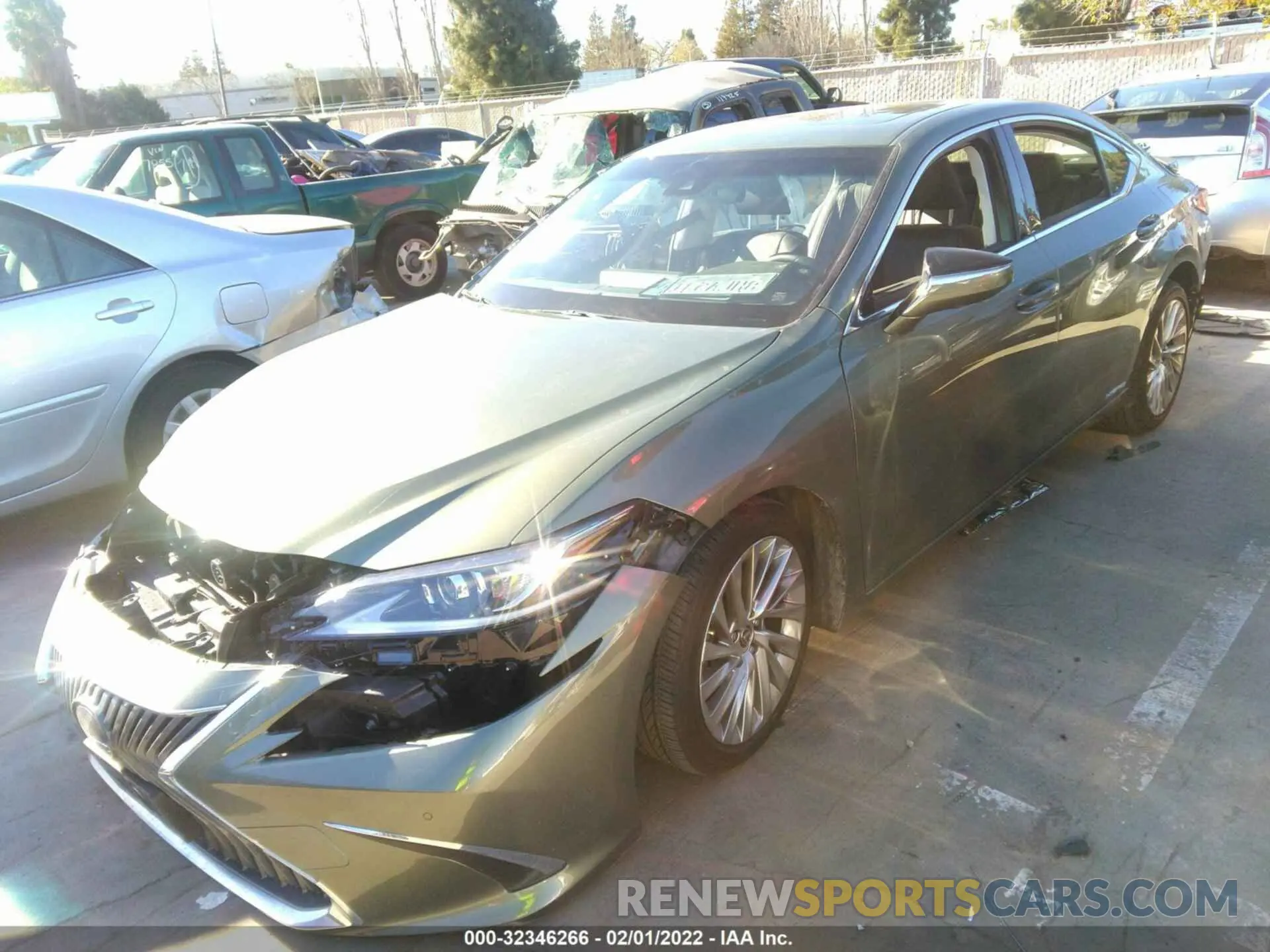 2 fotografías del automóvil dañado JTHB21B19K2022714 LEXUS ES 2019