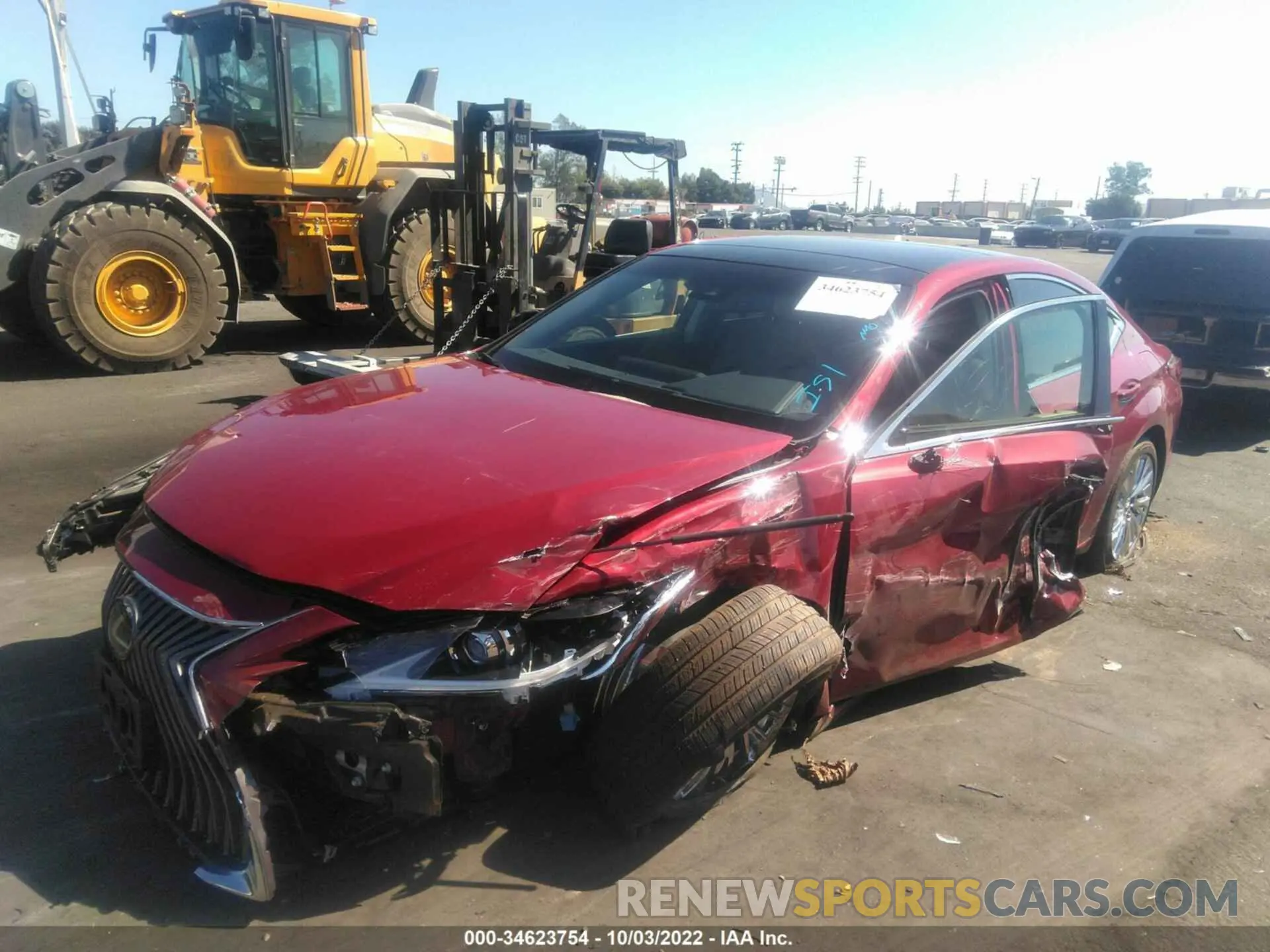 2 fotografías del automóvil dañado JTHBZ1B11K2001321 LEXUS ES 2019