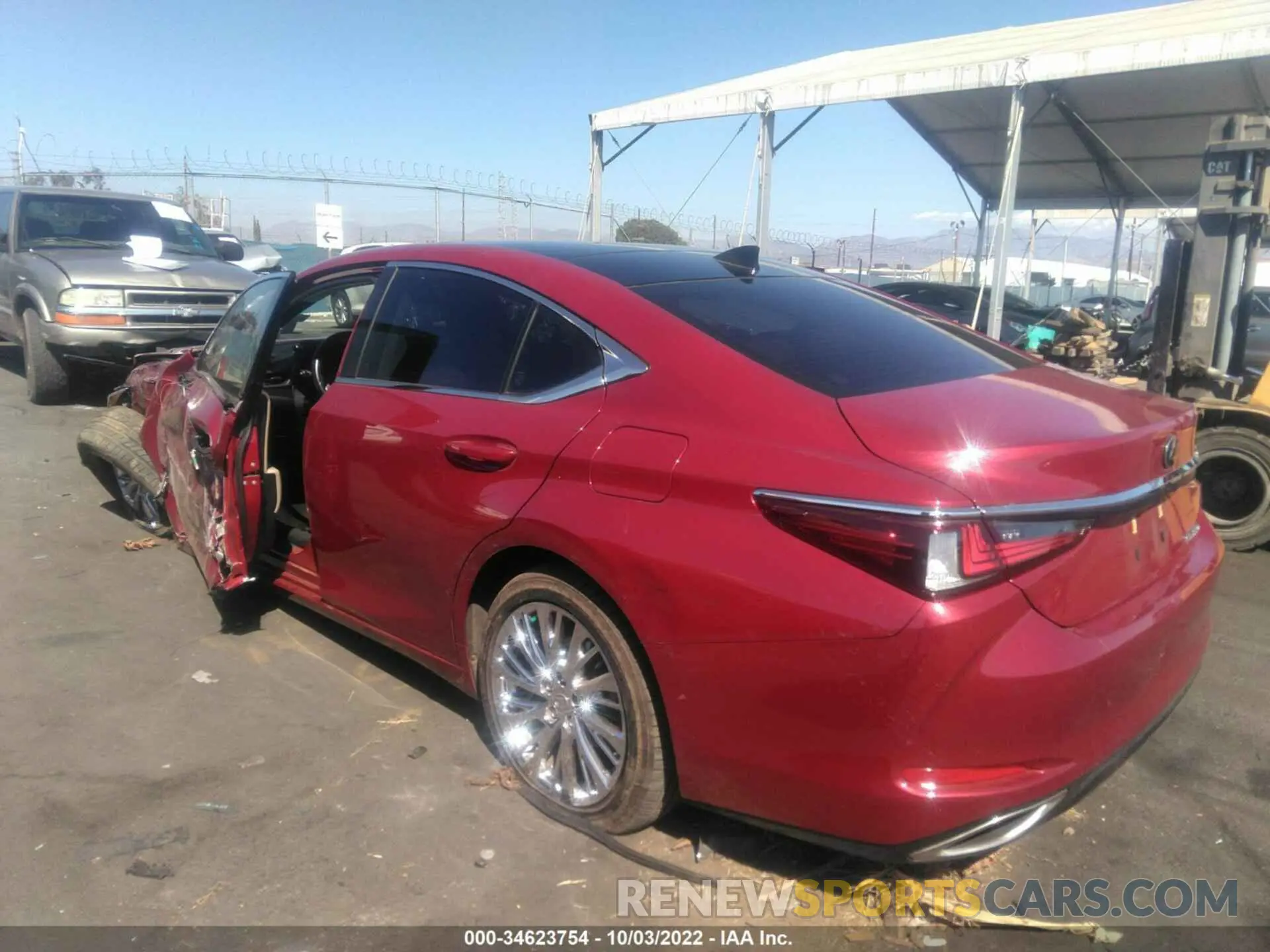 3 fotografías del automóvil dañado JTHBZ1B11K2001321 LEXUS ES 2019