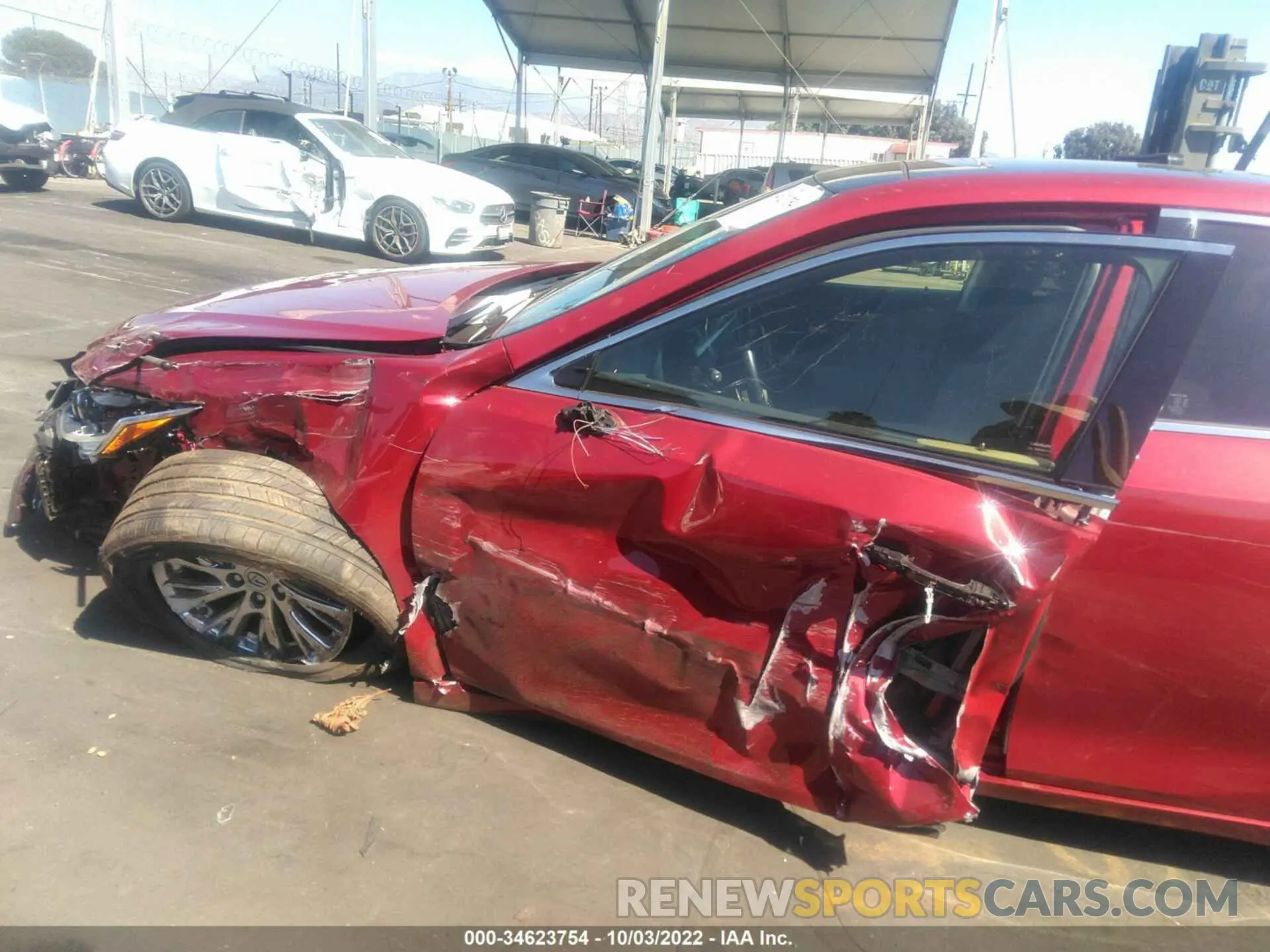 6 fotografías del automóvil dañado JTHBZ1B11K2001321 LEXUS ES 2019