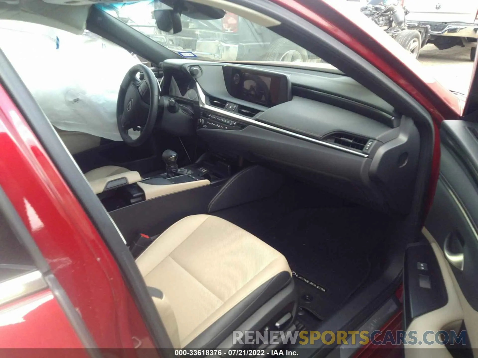5 fotografías del automóvil dañado 58ACZ1B19LU071858 LEXUS ES 2020