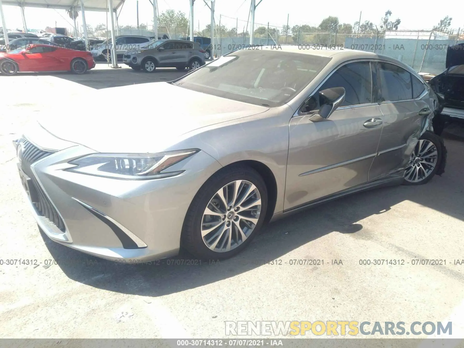 2 fotografías del automóvil dañado 58AD21B18LU009795 LEXUS ES 2020