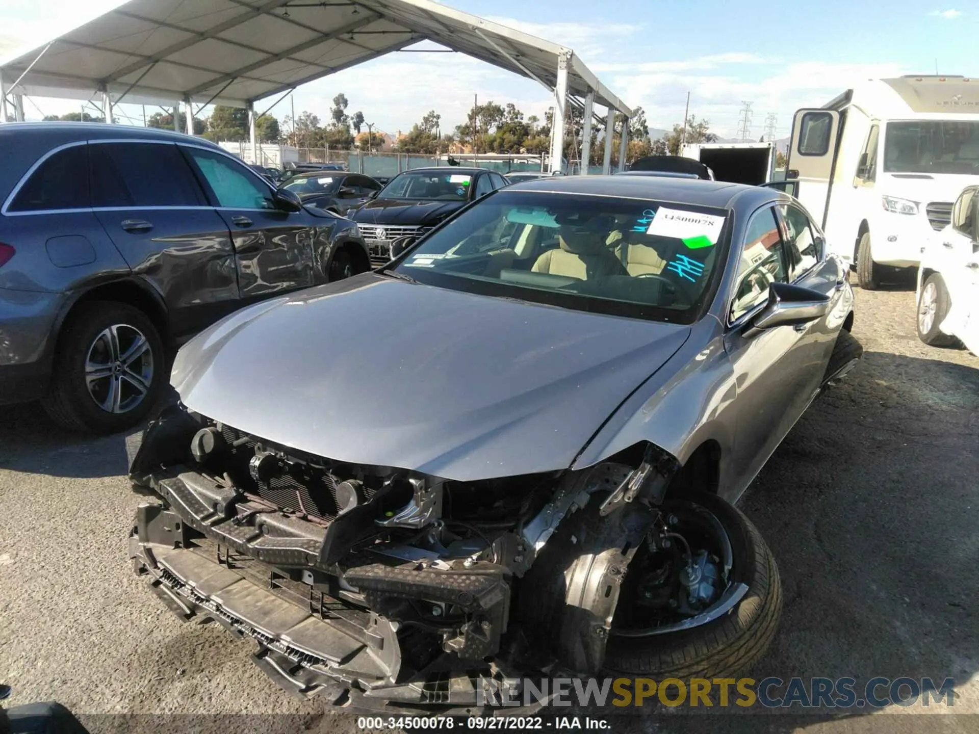 6 fotografías del automóvil dañado 58AE21B10LU012386 LEXUS ES 2020