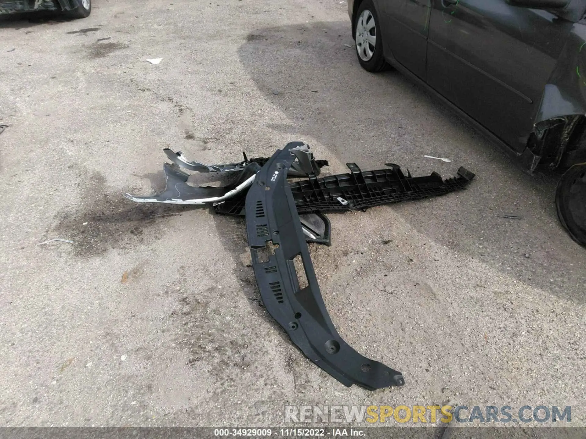 12 fotografías del automóvil dañado 58AGZ1B17LU051416 LEXUS ES 2020
