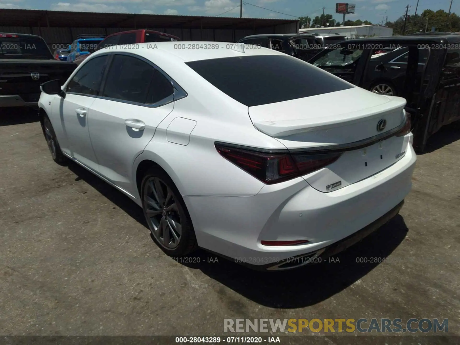 3 fotografías del automóvil dañado 58AGZ1B17LU051433 LEXUS ES 2020