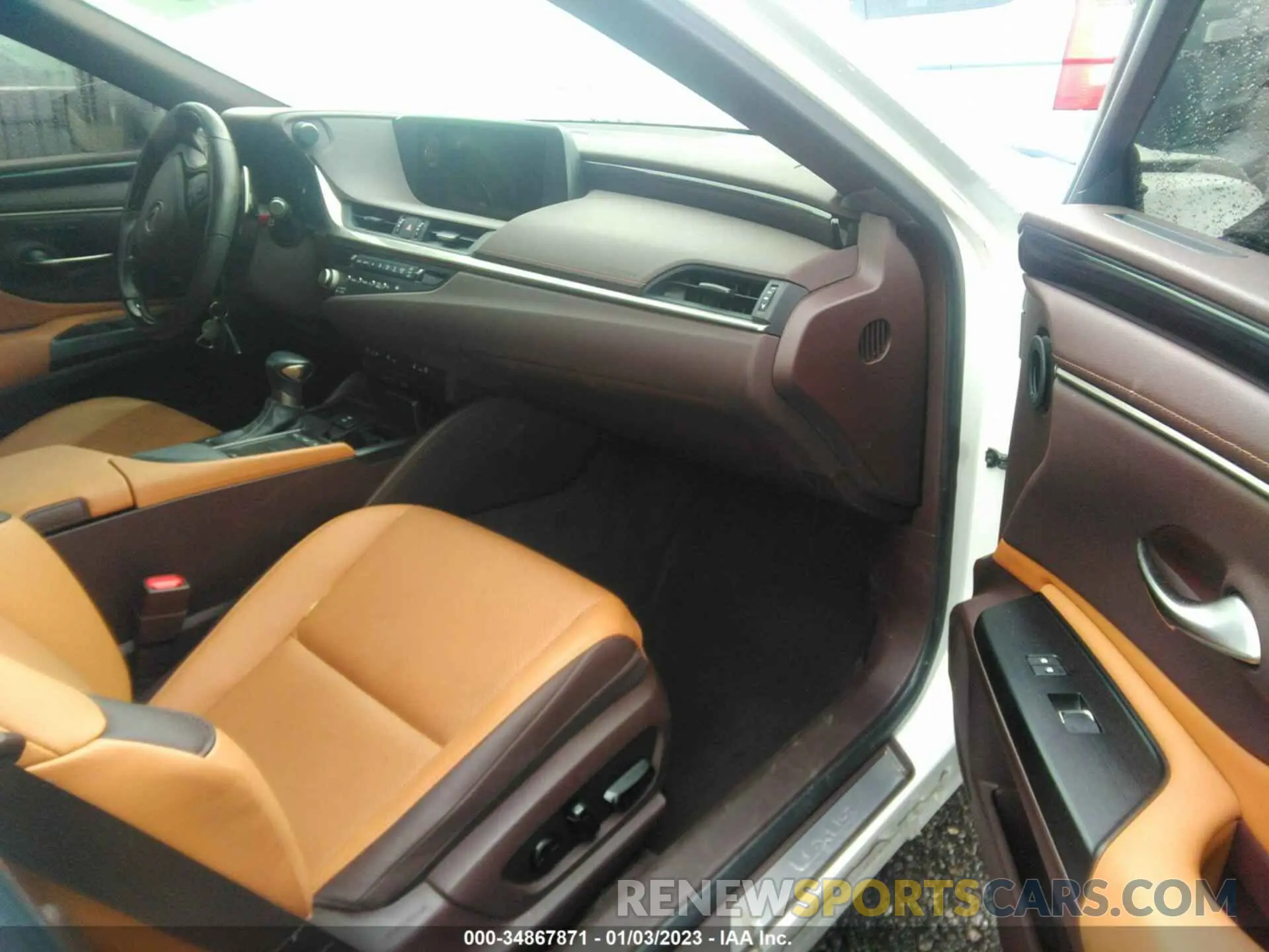5 fotografías del automóvil dañado 58AD11D17MU003908 LEXUS ES 2021