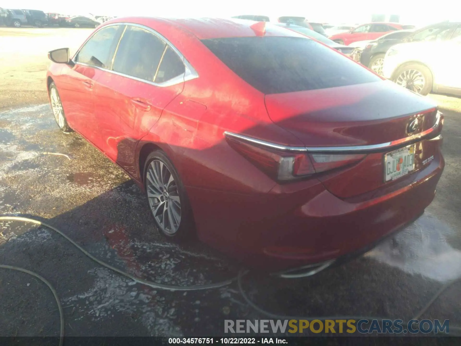 3 fotografías del automóvil dañado 58ADZ1B10MU103313 LEXUS ES 2021