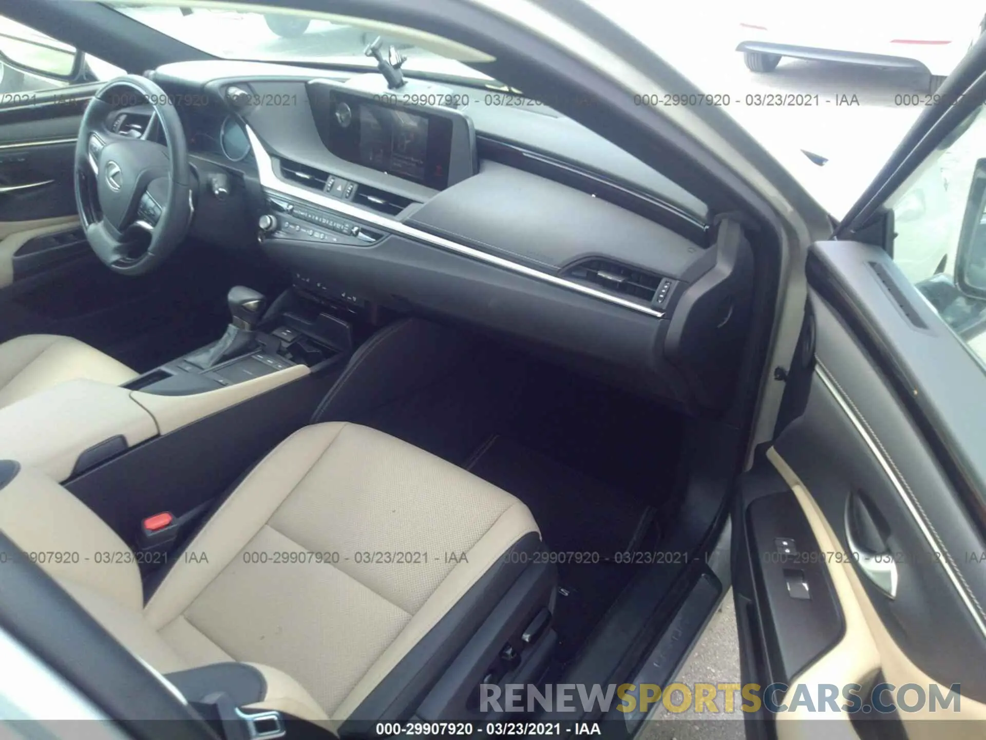 5 fotografías del automóvil dañado 58ADZ1B12MU089267 LEXUS ES 2021