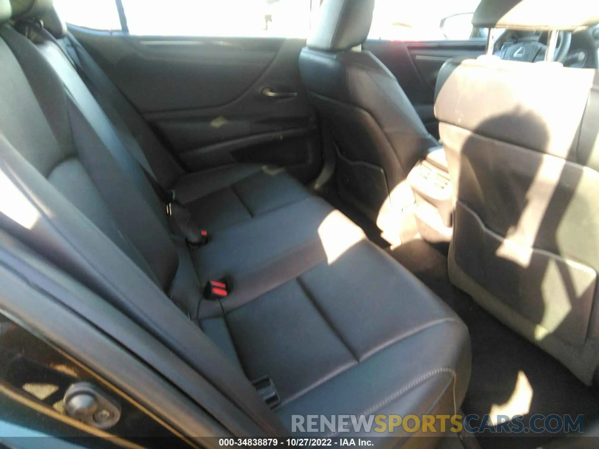 8 fotografías del automóvil dañado 58ADZ1B18MU100062 LEXUS ES 2021