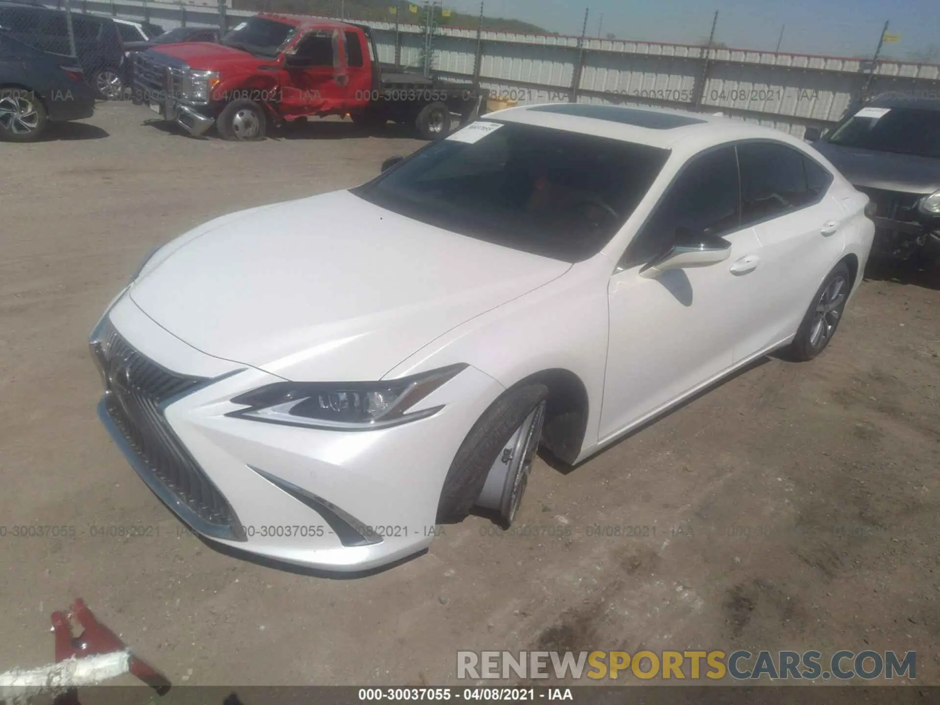 2 fotografías del automóvil dañado 58ADZ1B1XMU087444 LEXUS ES 2021