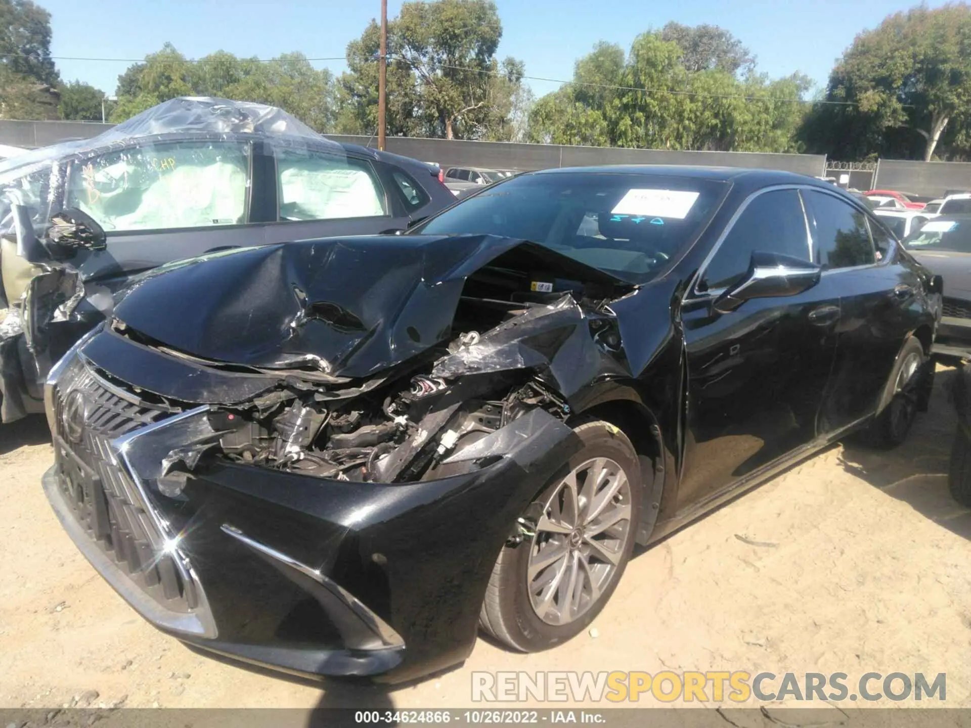 2 fotografías del automóvil dañado 58ACZ1B12NU121423 LEXUS ES 2022