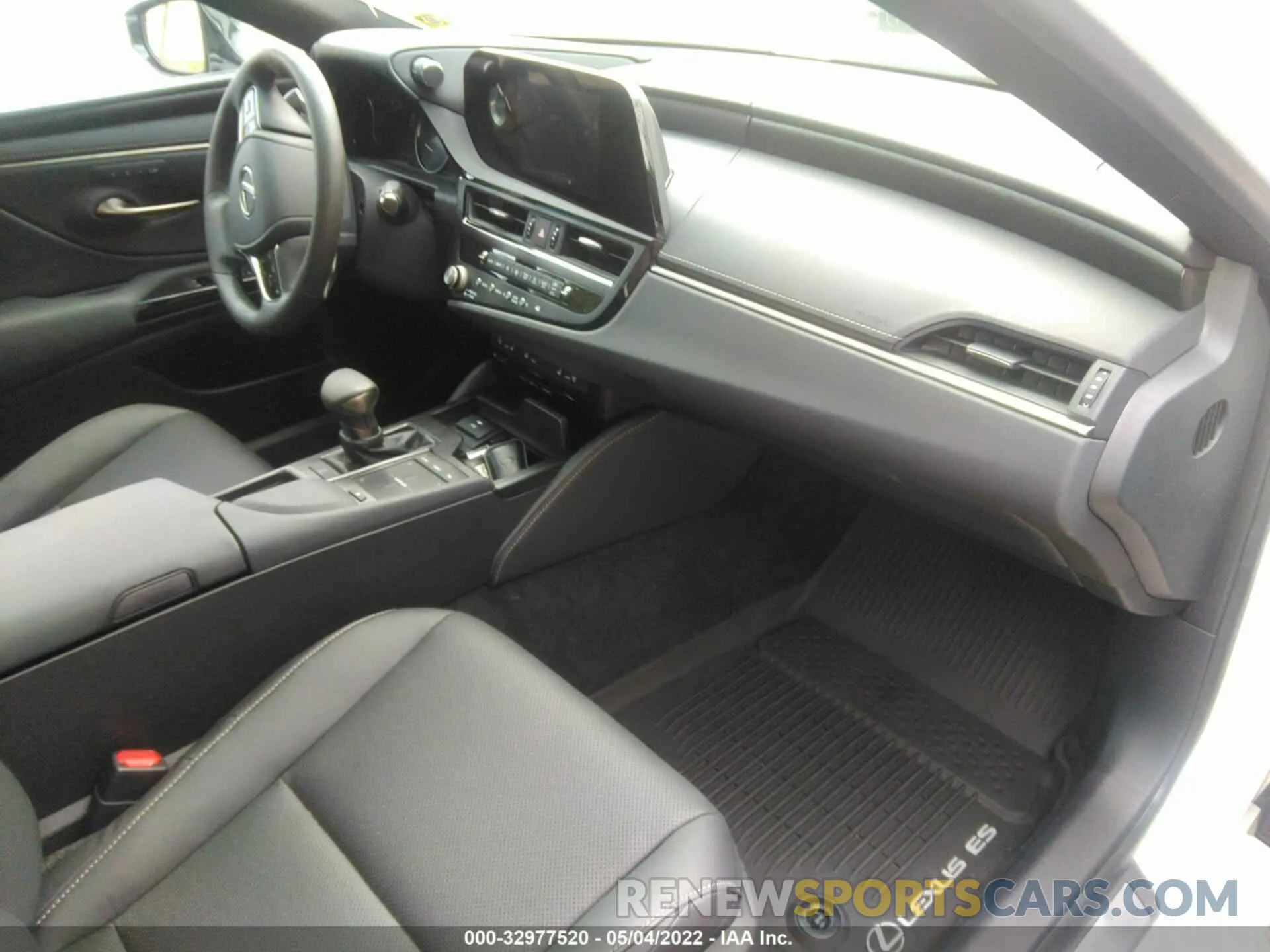 5 fotografías del automóvil dañado 58ADZ1B18NU115615 LEXUS ES 2022
