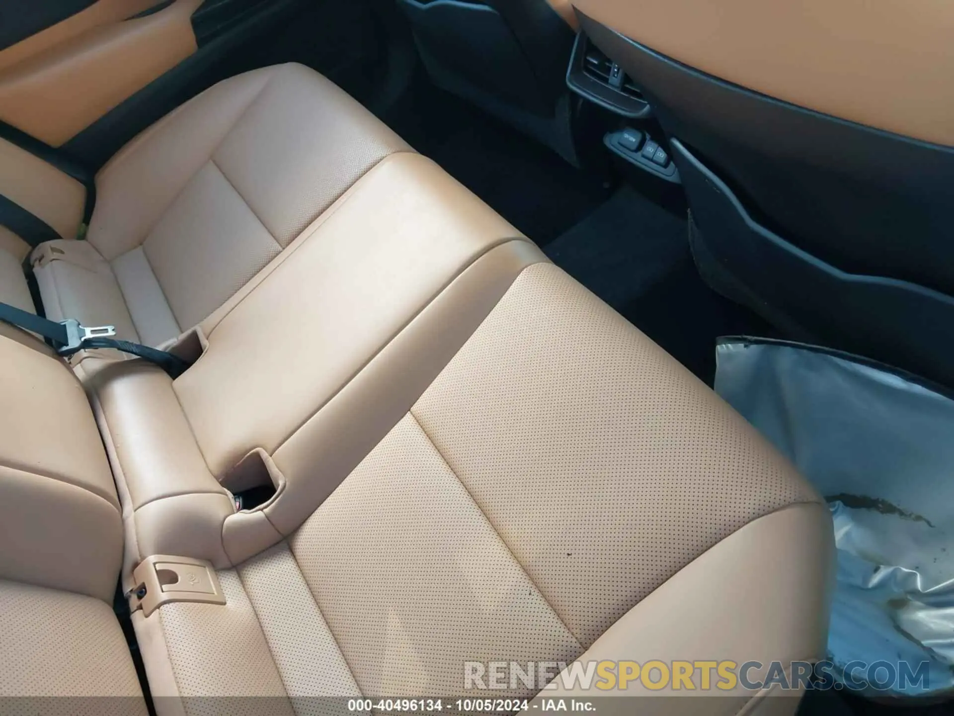 8 fotografías del automóvil dañado 58ADZ1B17RU180879 LEXUS ES 2024